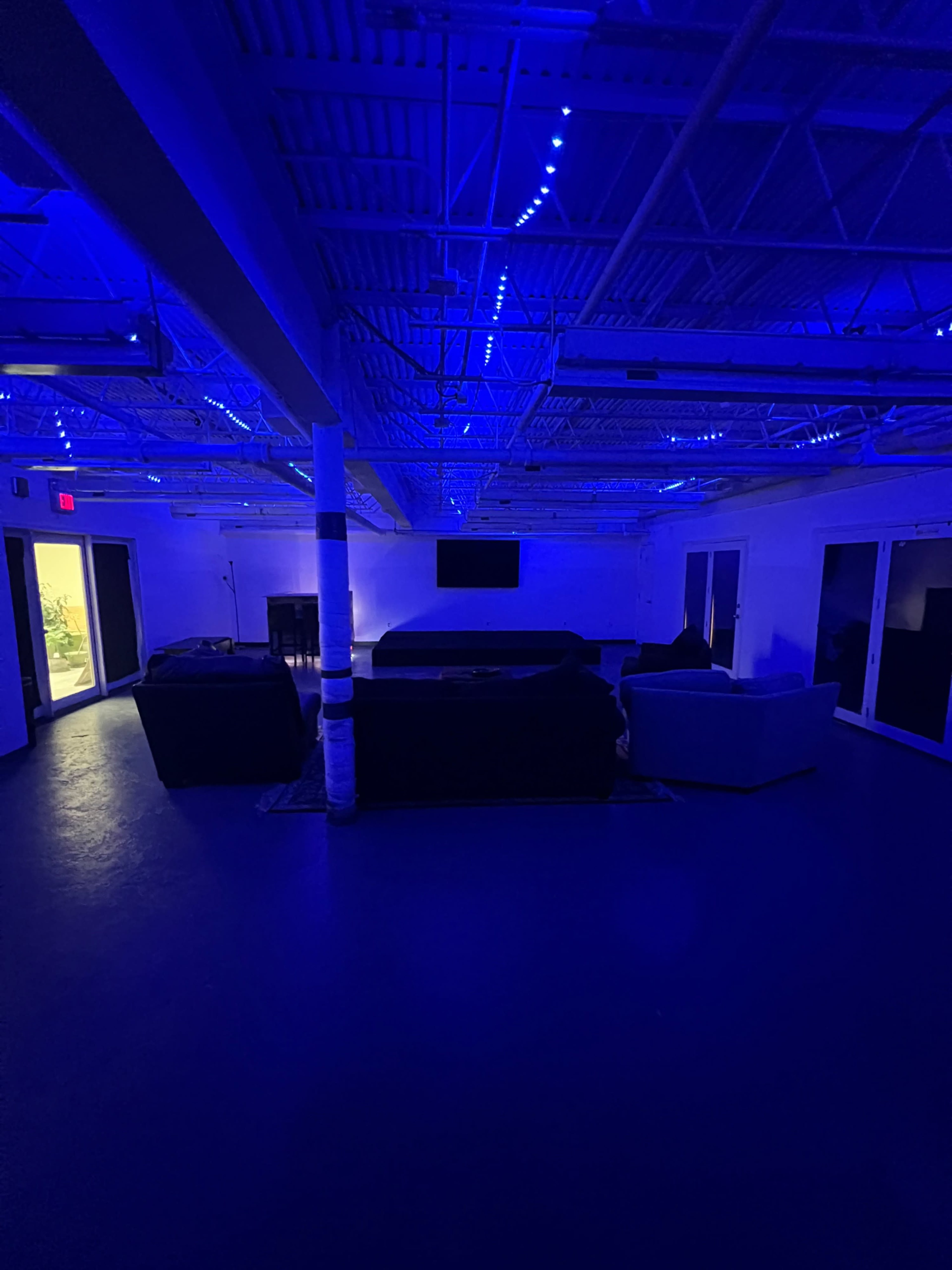 Stage Room Image in Lincoln Park, Yonkers, NY