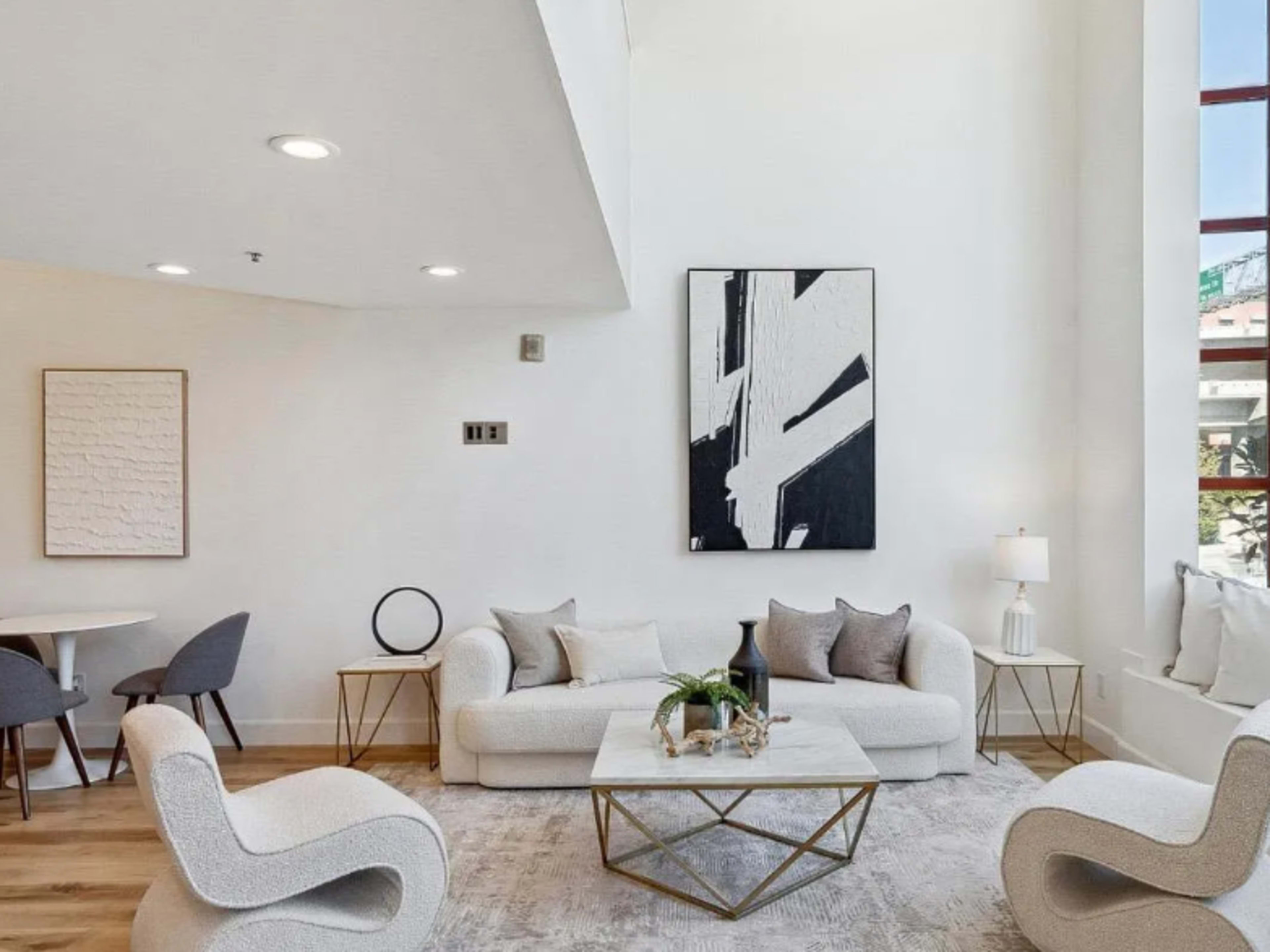 Full Buy-Out (2 bd, 2.5 bath, kitchen, dining) 