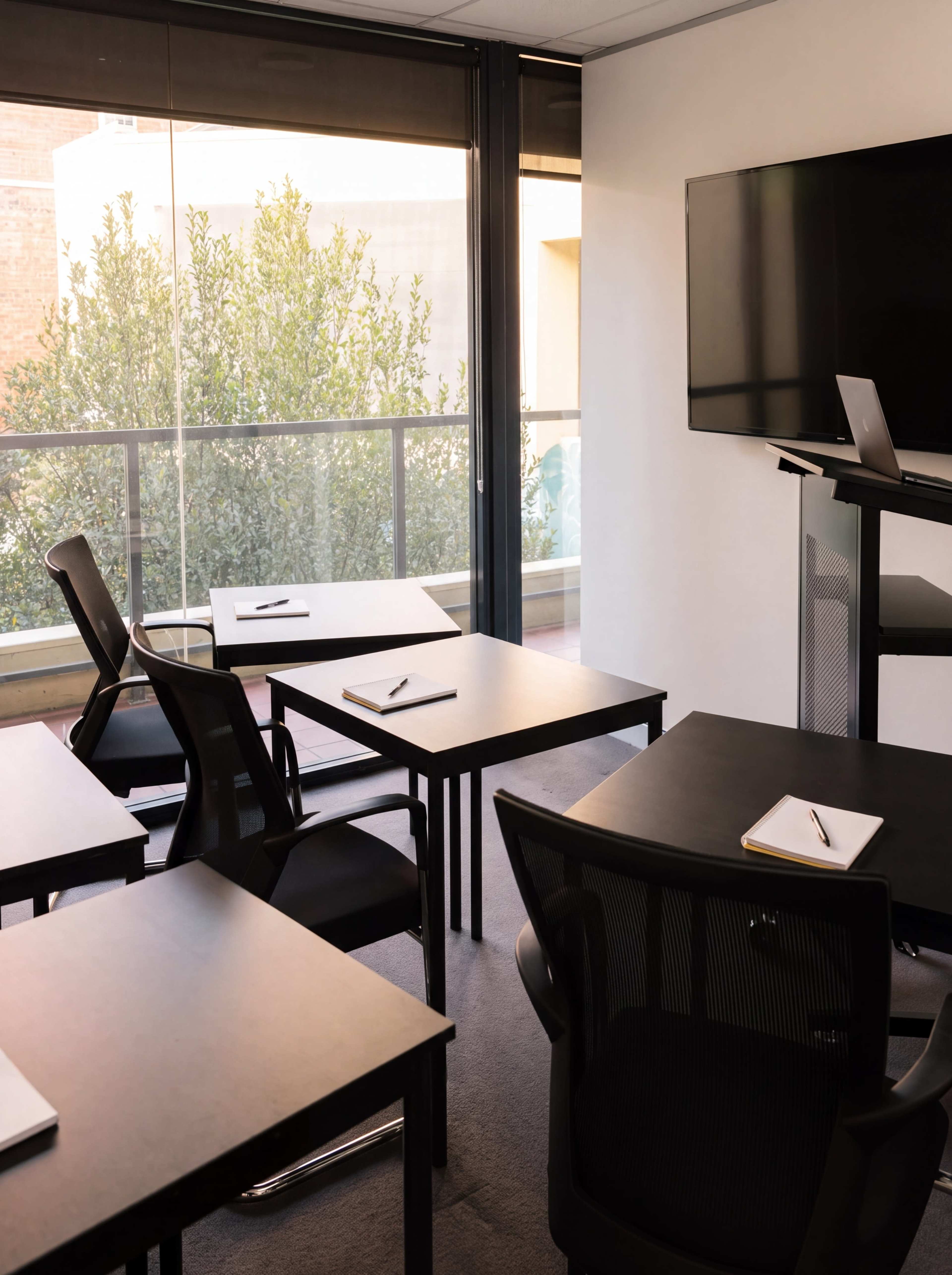 Polished Meeting Room in Double Bay for Up to 6 Image in Double Bay, Double Bay, NSW