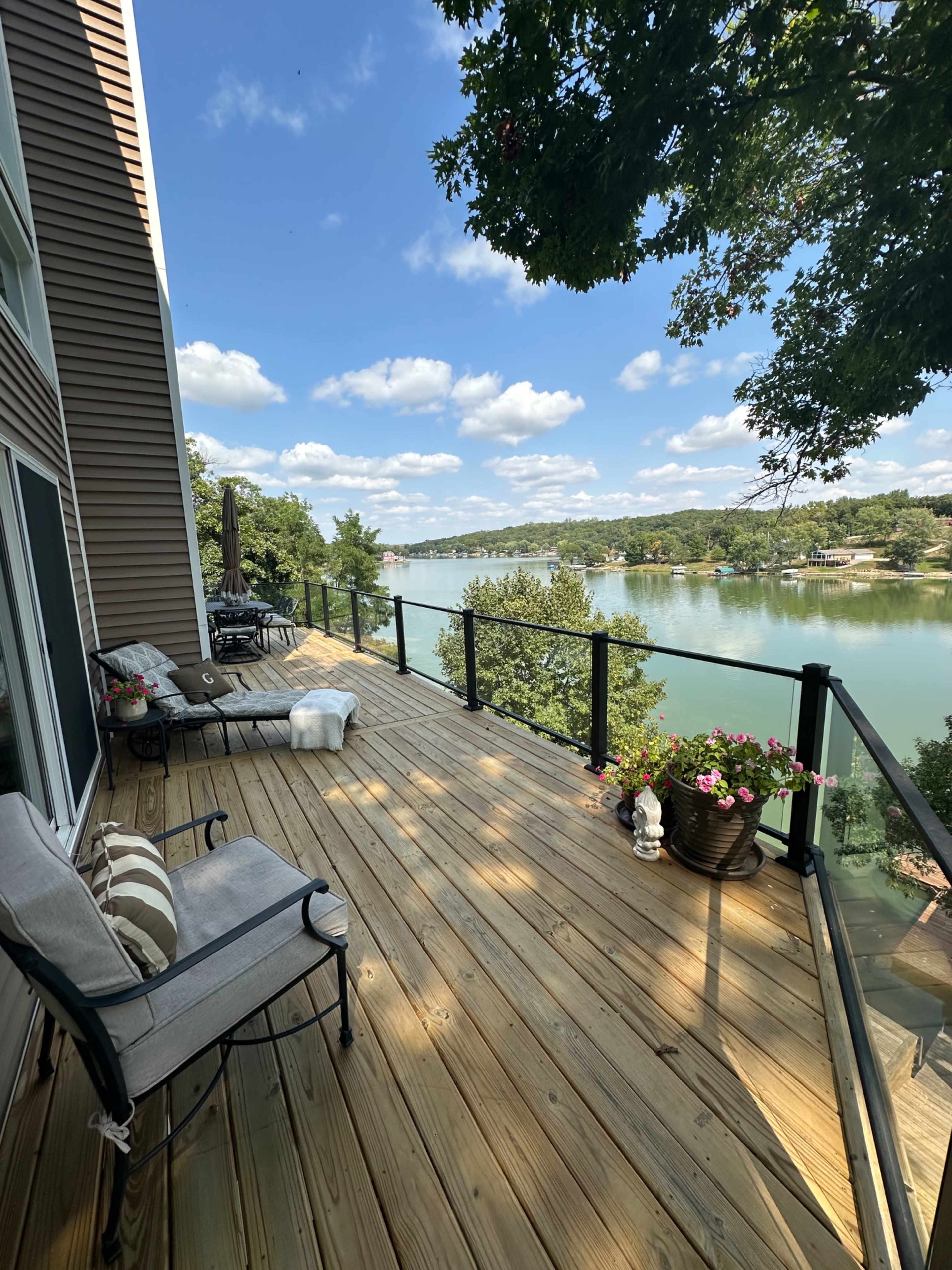 Classic A-frame Lake House with Breathtaking Views Image in Diamondhead Lake, Dexter, IA