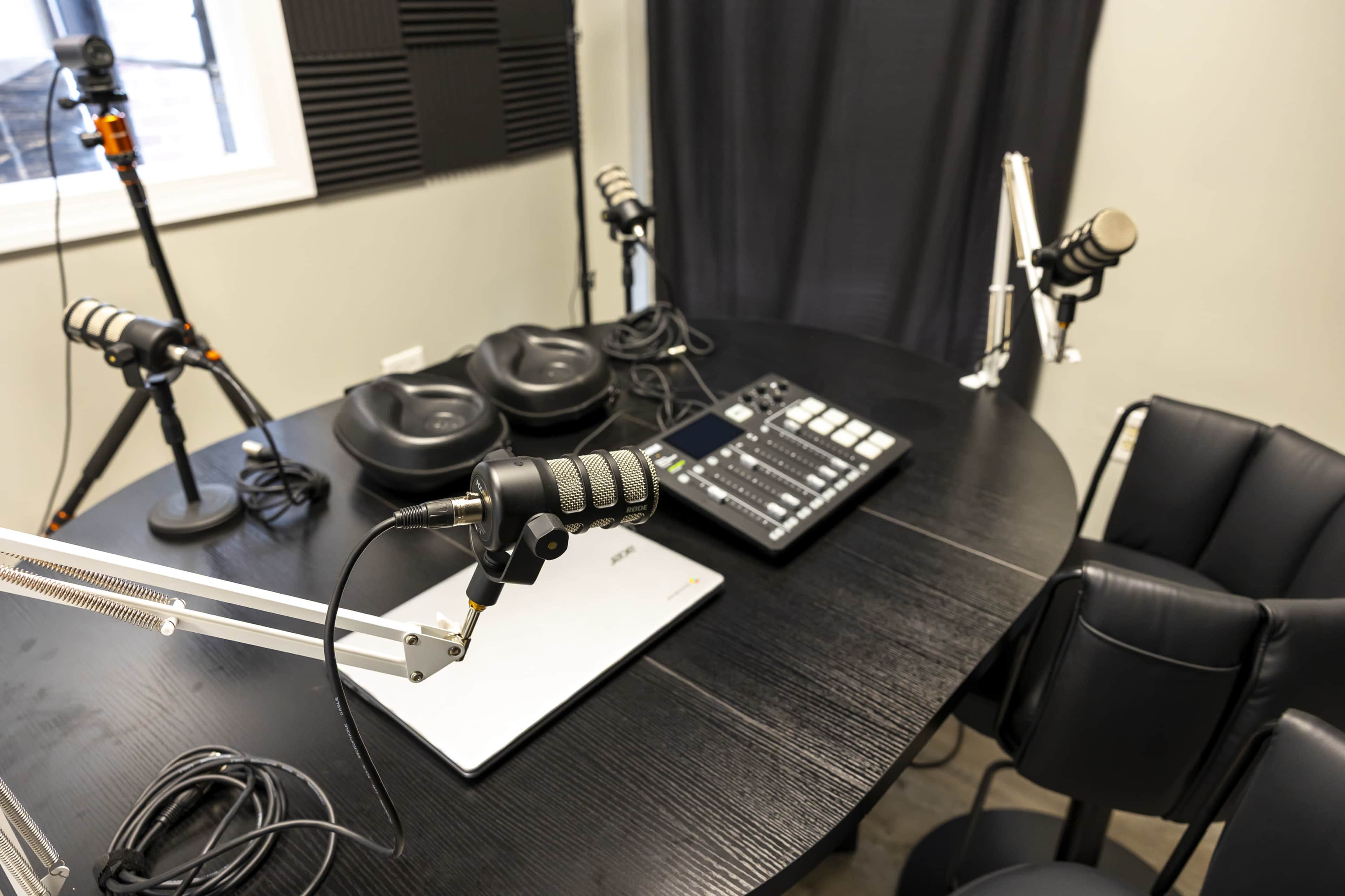 All-In-One Creative Studio with Natural Light for Photo, Video & Podcasts Image in , Morrisville, NC