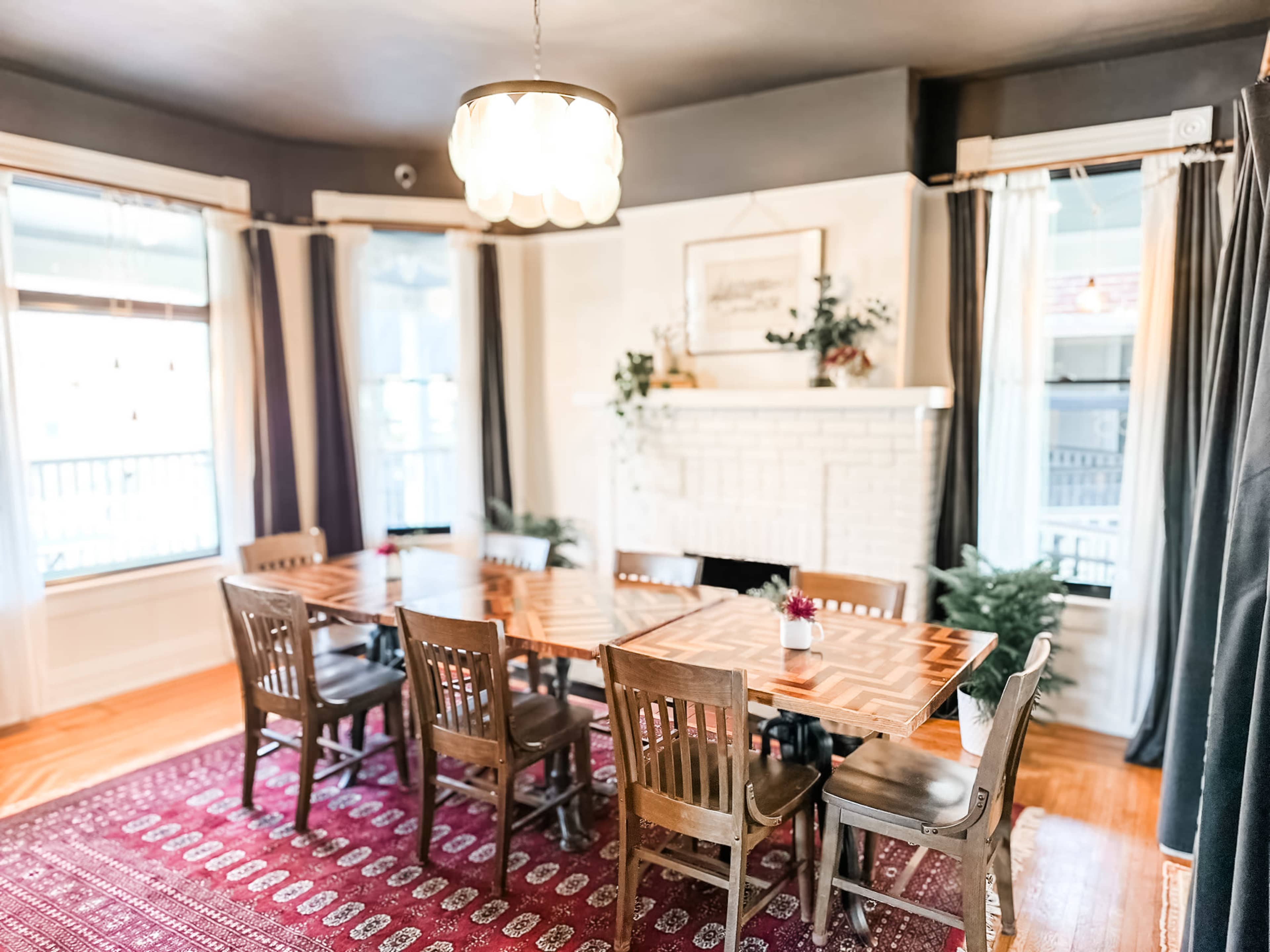 Meeting Space in Former Victorian House Adjacent to Coffee Shop Image in Wyoming, Cincinnati, OH