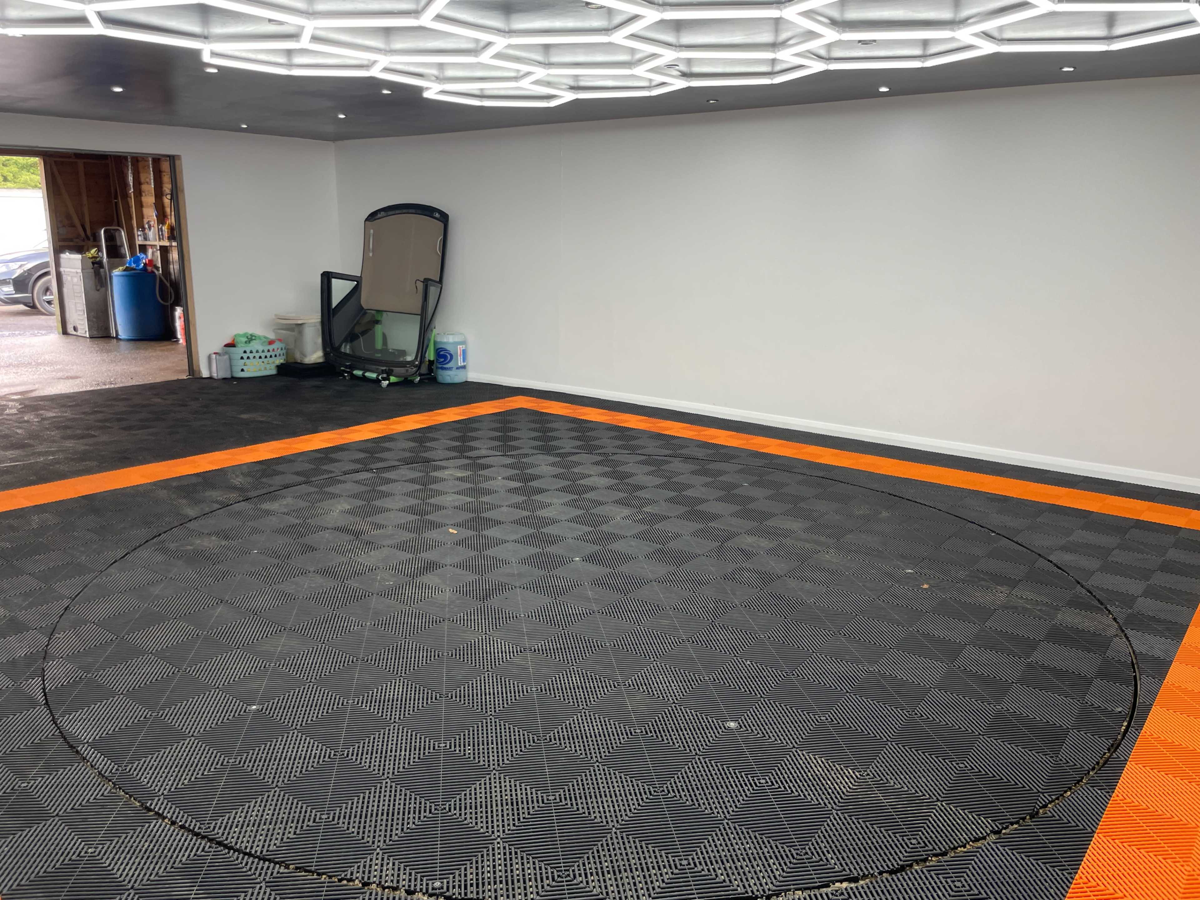 Content Creation / Music Video Studio Hire Image in Harlow, Harlow, ENG