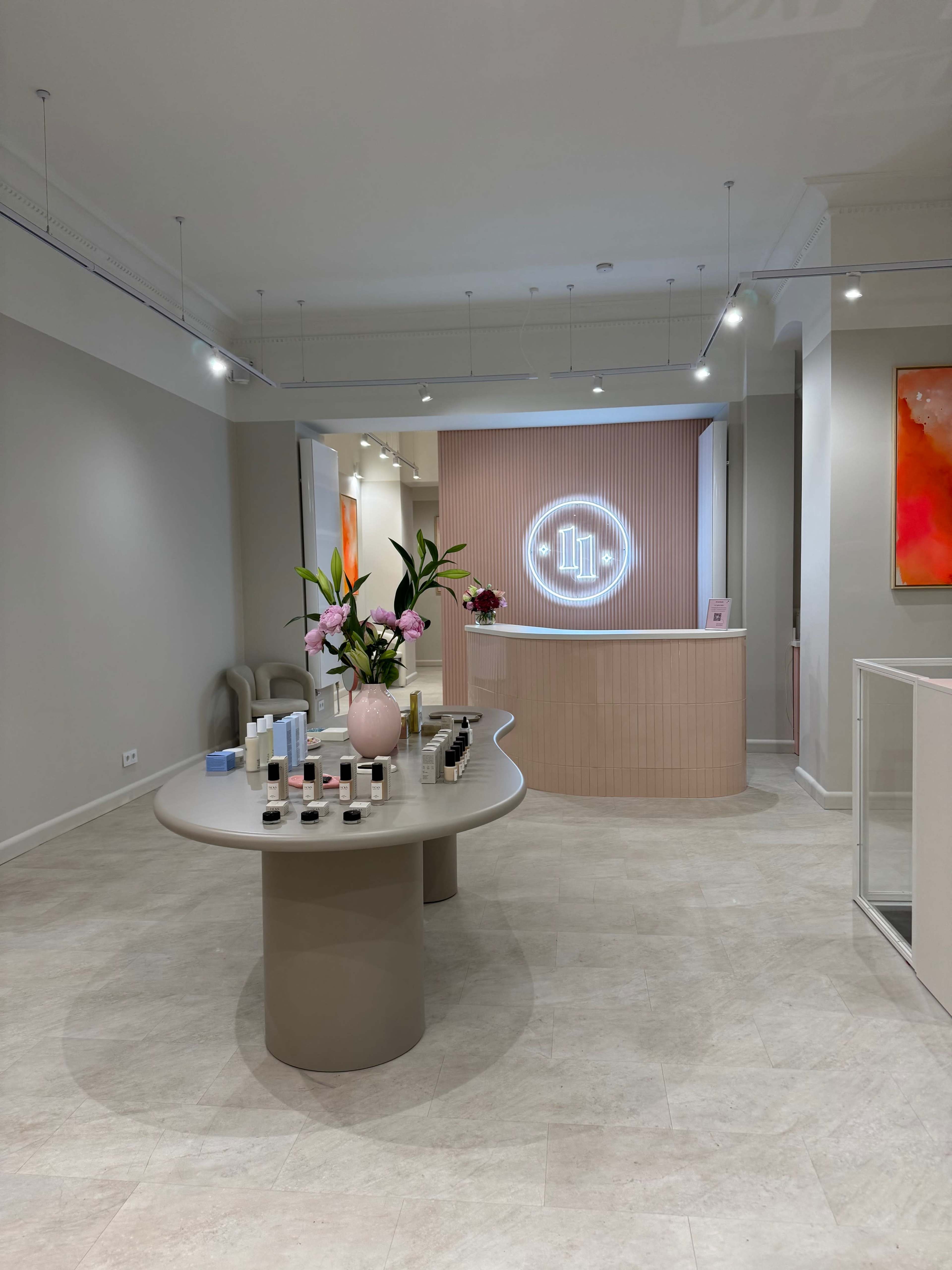 Modern Beauty Studio in Charlottenburg with Flexible Layout Image in Charlottenburg, Berlin