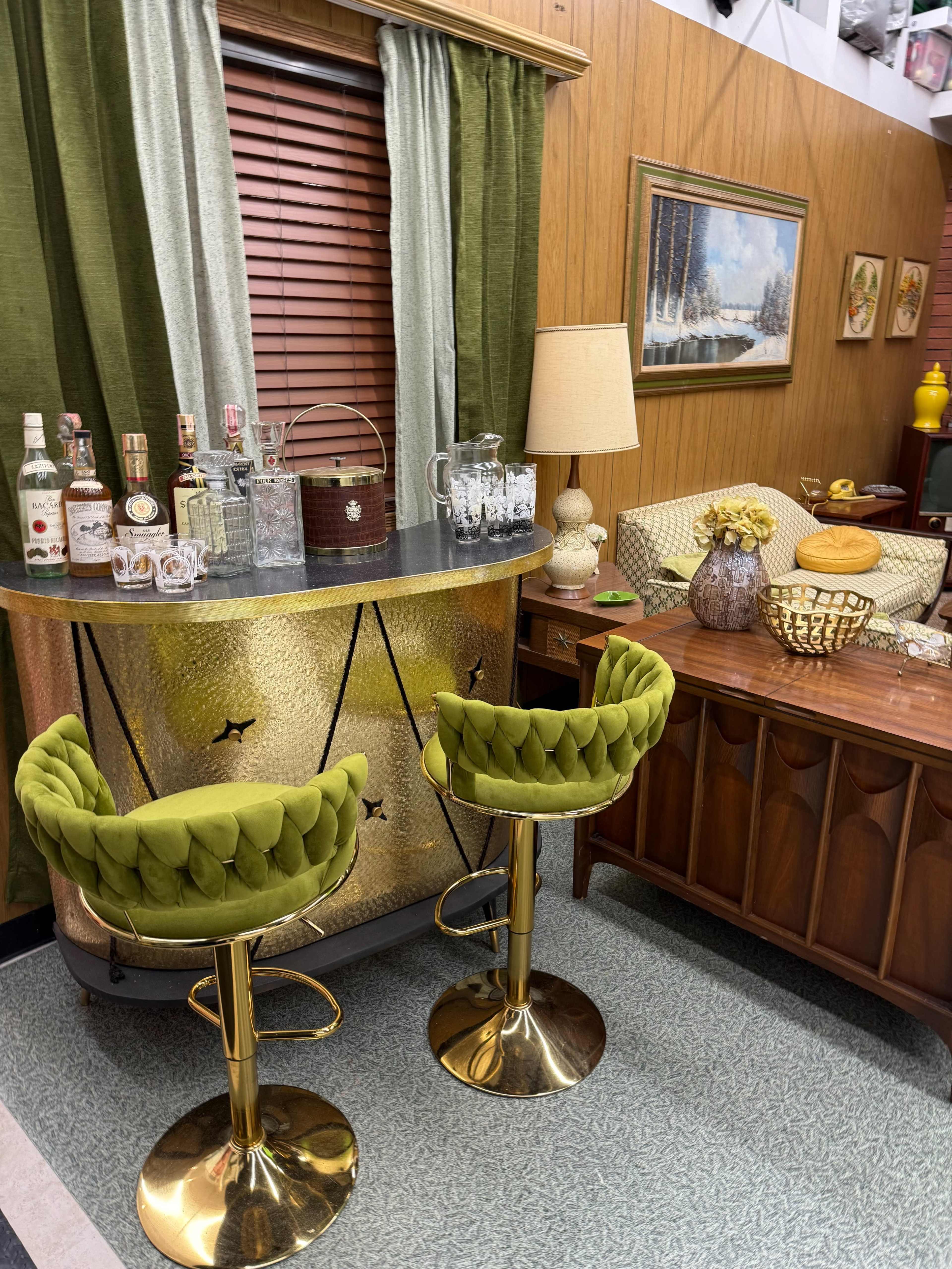 1950's Living Room Image in Brookhaven, Patchogue, NY