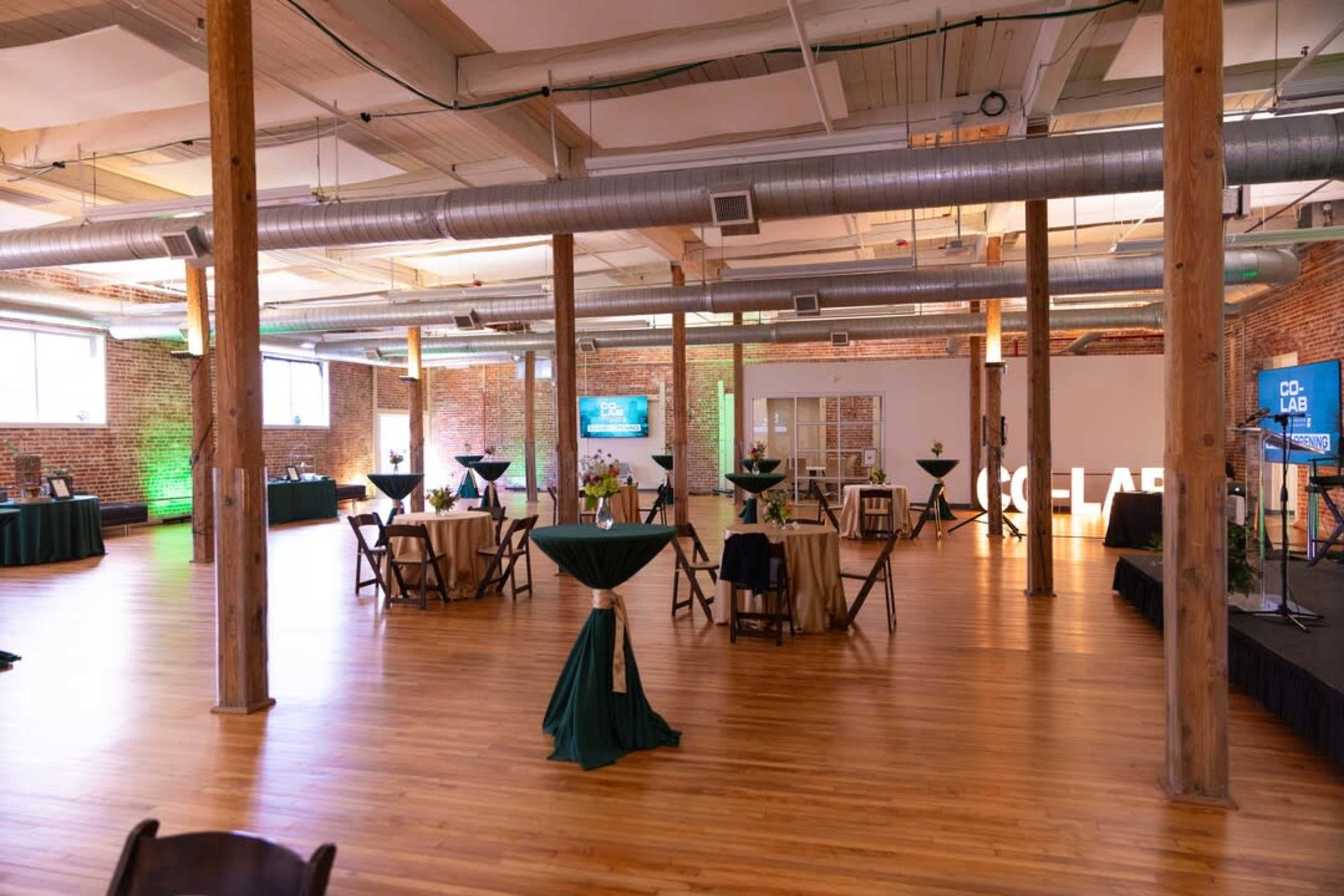 Workshop Room Image in Charlotte center city, Charlotte, NC