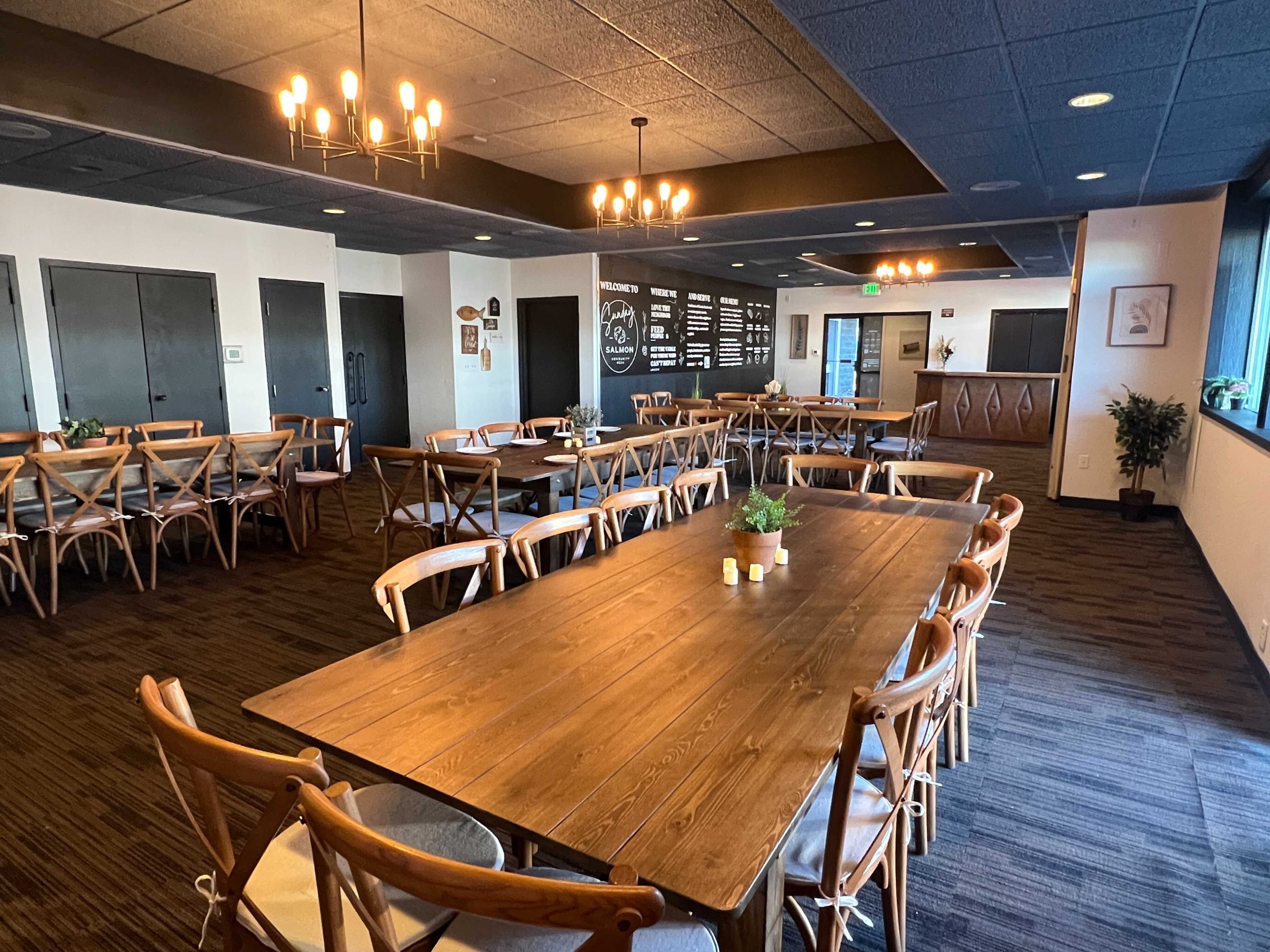 Sunday Salmon Restaurant Banquet Room Image in Castle Rock, Castle Rock, CO