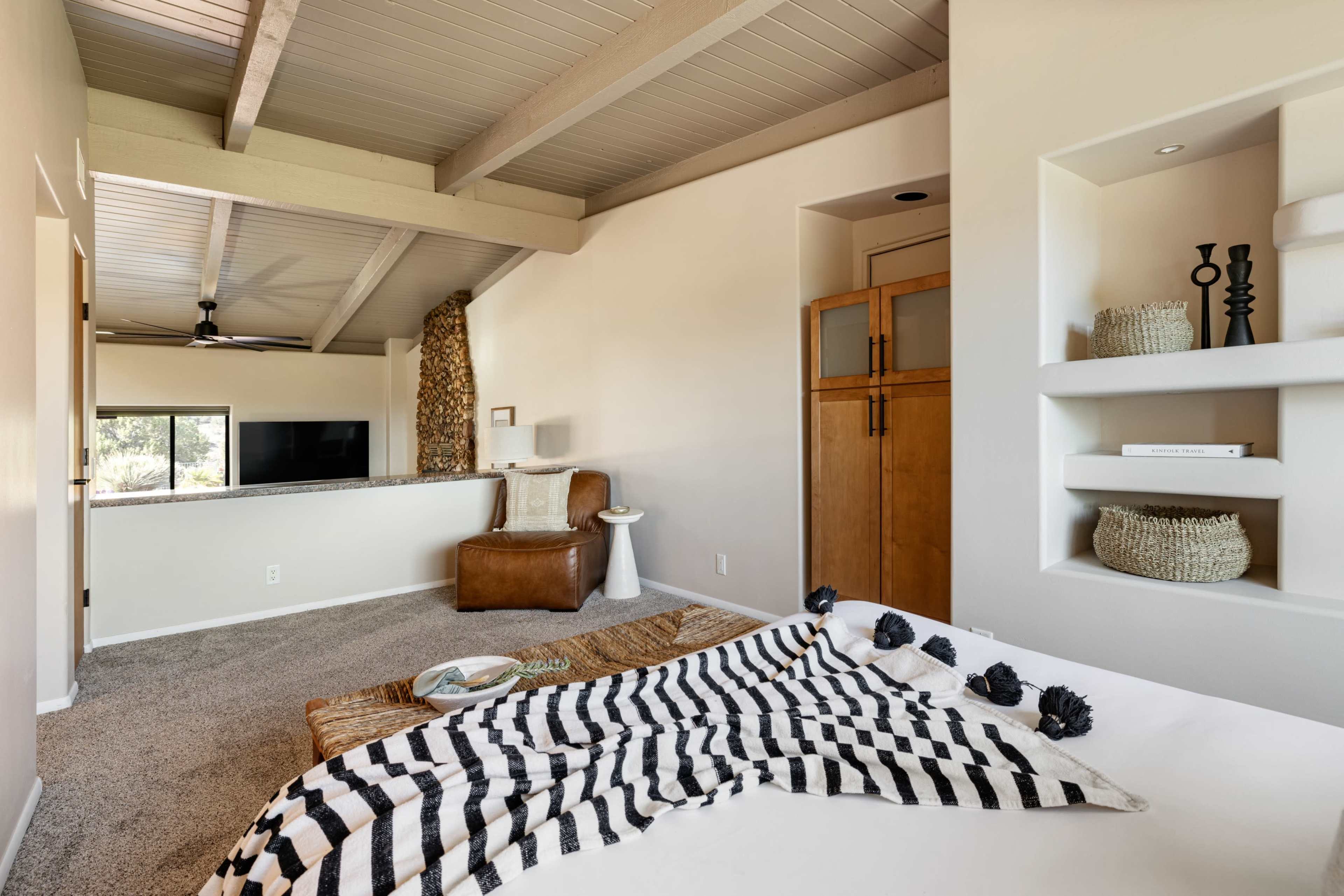 The Distant Drums: A Mindful Sanctuary where Wellness and Creativity Converge Image in Sedona, Sedona, AZ