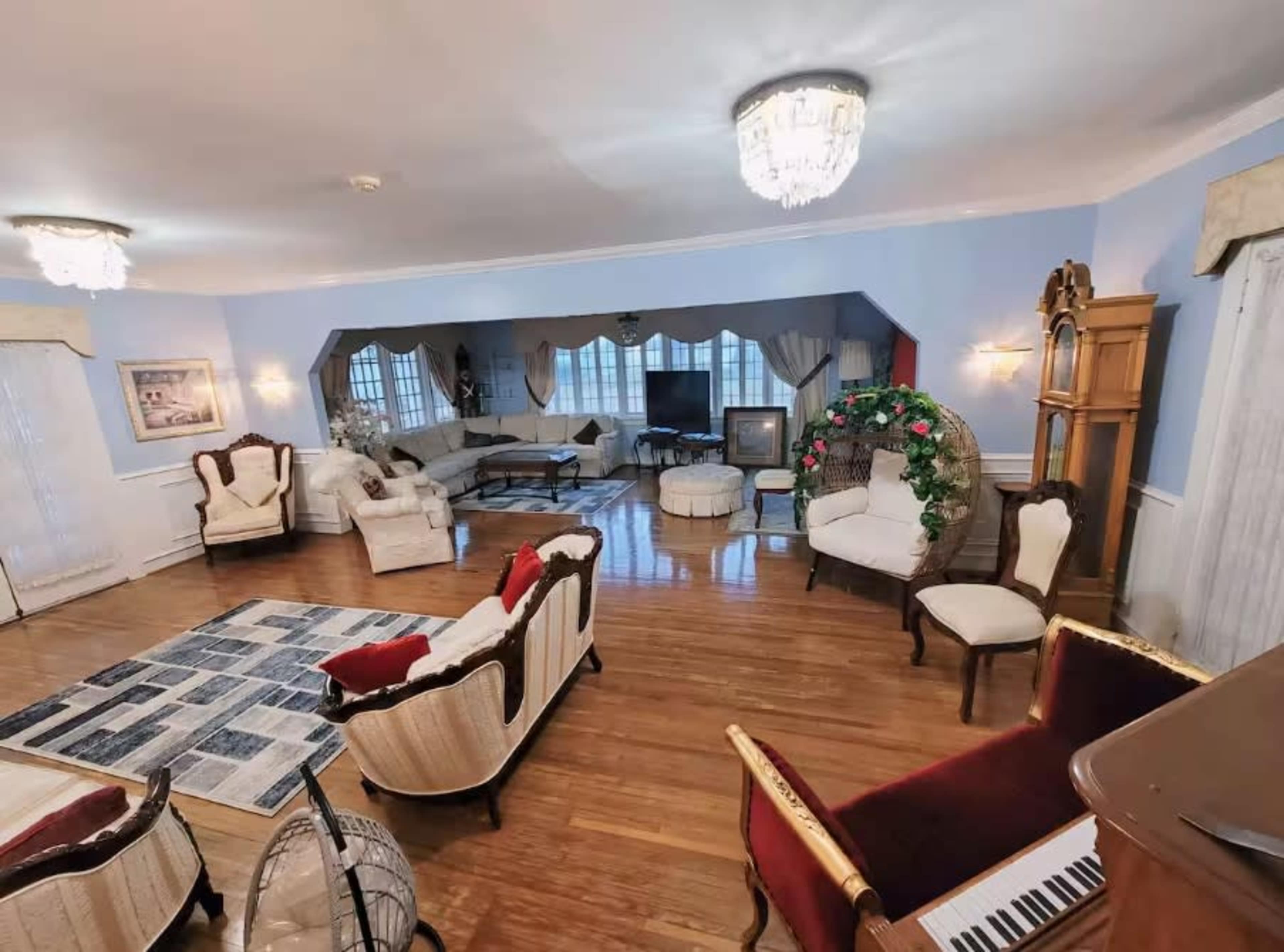 Downtown Historic Estate Private Pool 1.5 ac Gated Image in San Juan, San Juan, TX