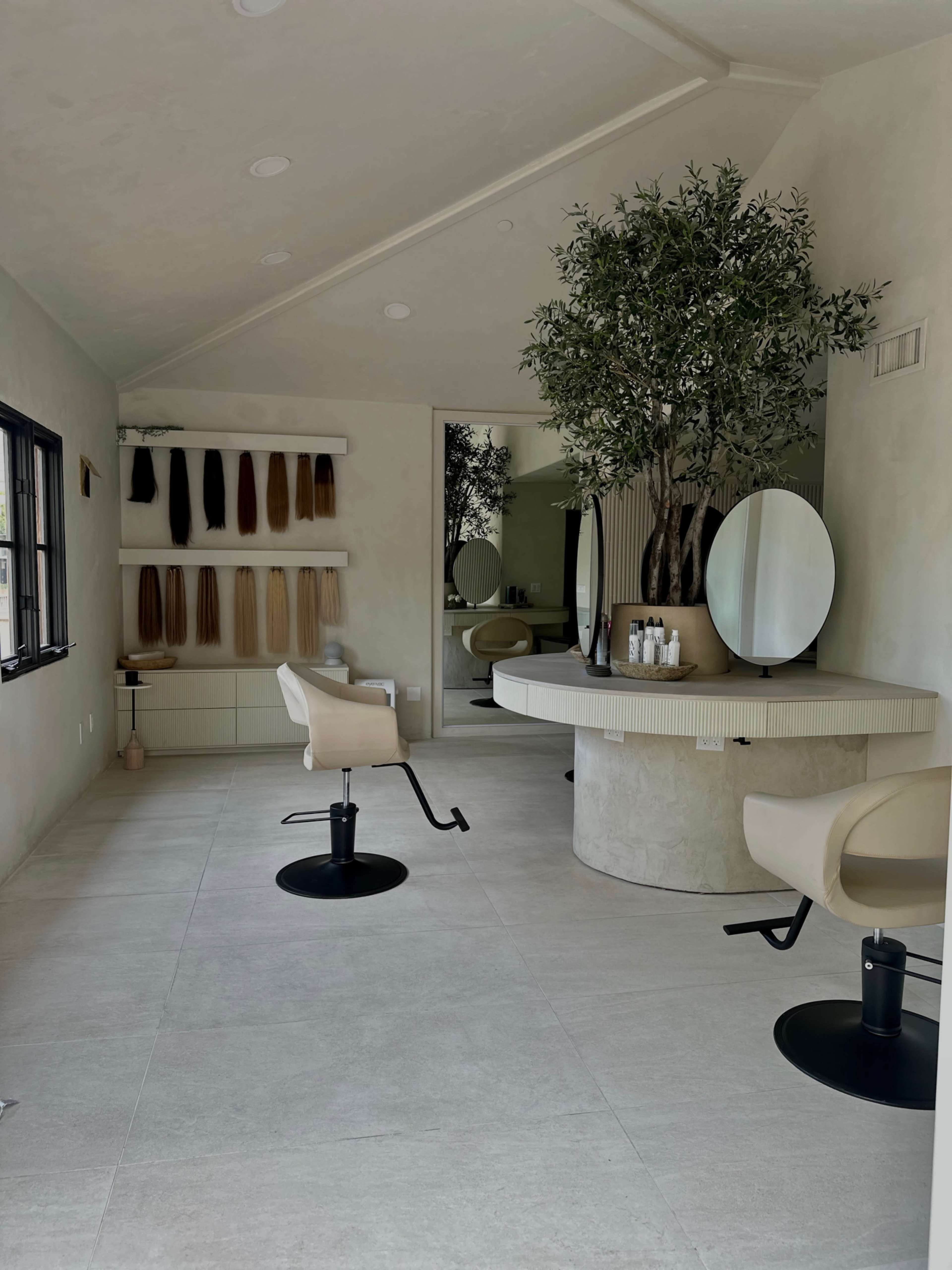 Elevated Hair Salon + Event Space Image in Wilshire Montana, Santa Monica, CA