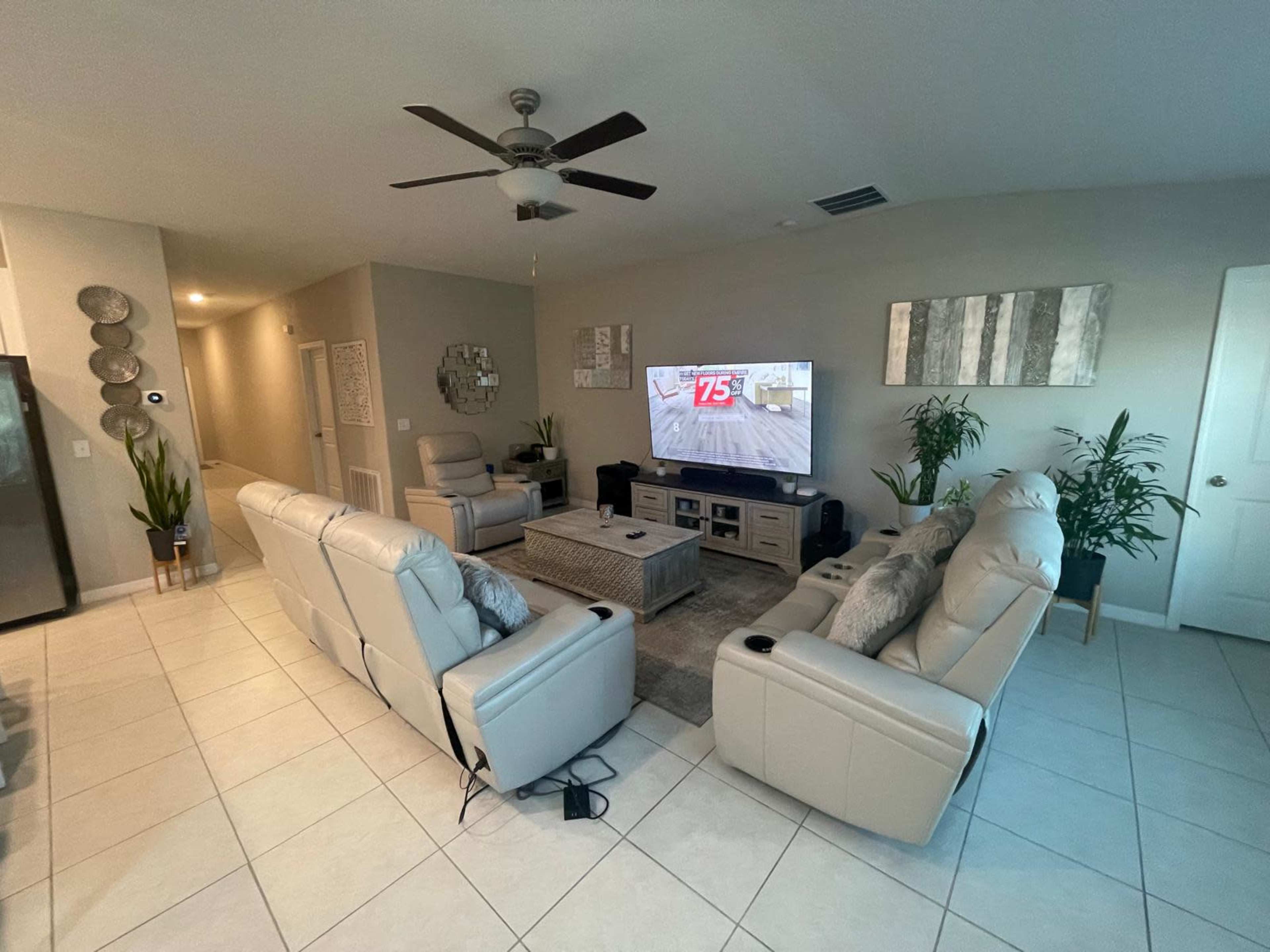 Cozy Single Family Home in Urban Neighborhood Image in Plant City, Plant City, FL