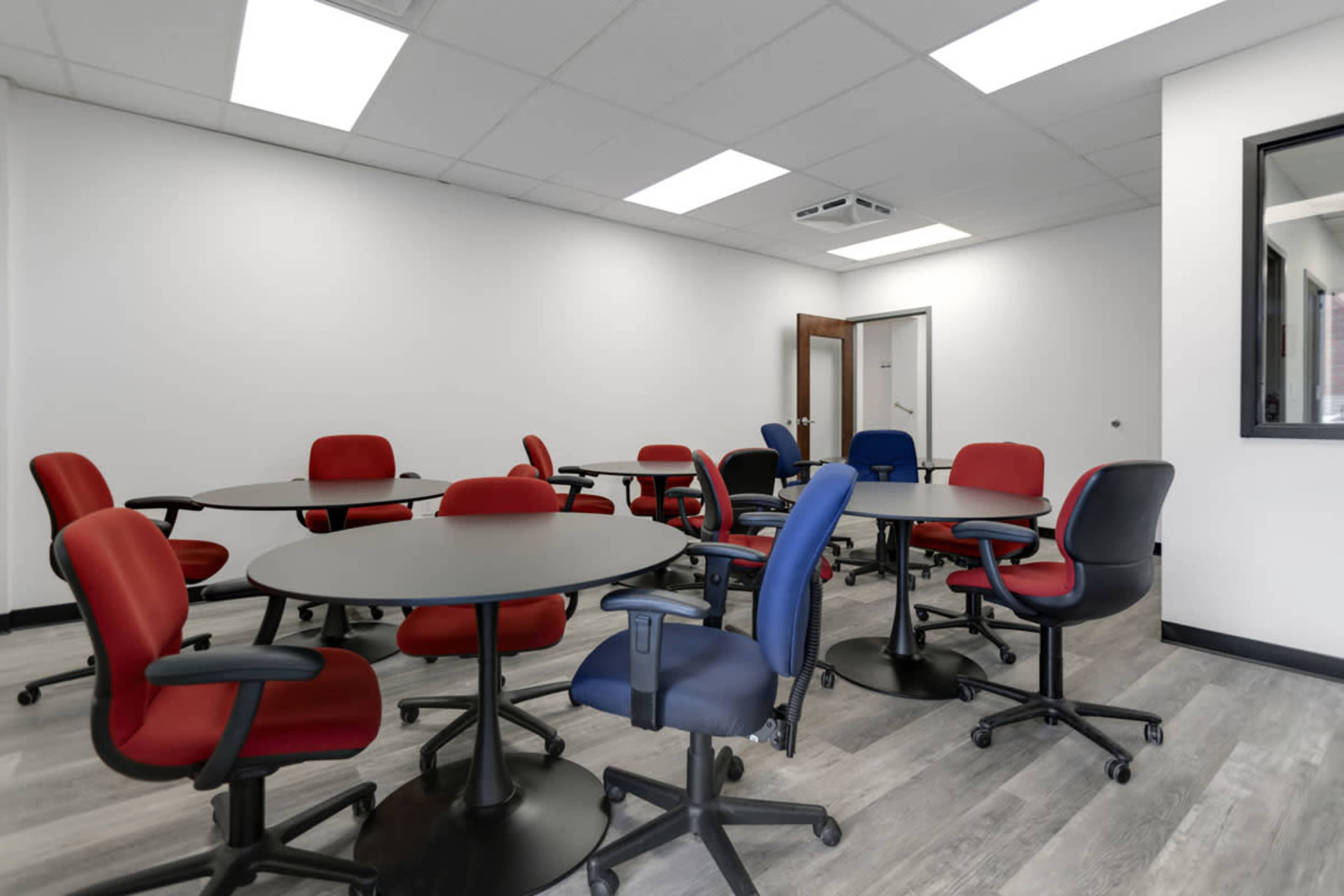 Executive training space and conference room in the greater St. Louis area. Image in Jefferson Township, St. Louis, MO