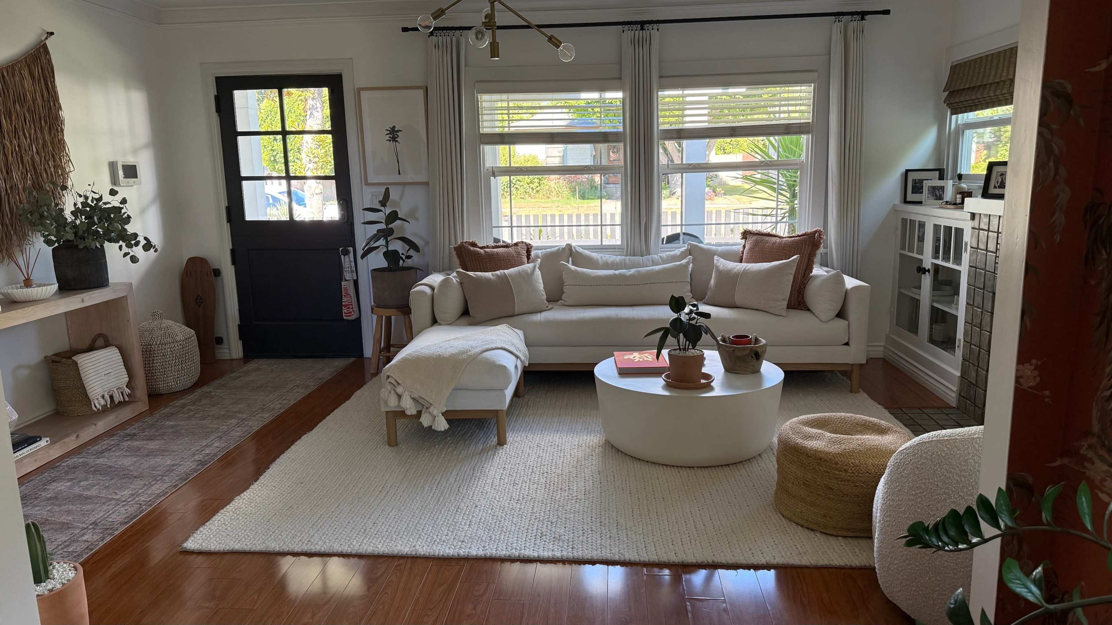 Light-Filled Craftsman Space in Historic Bungalow Heaven Image in Glendora, Glendora, CA