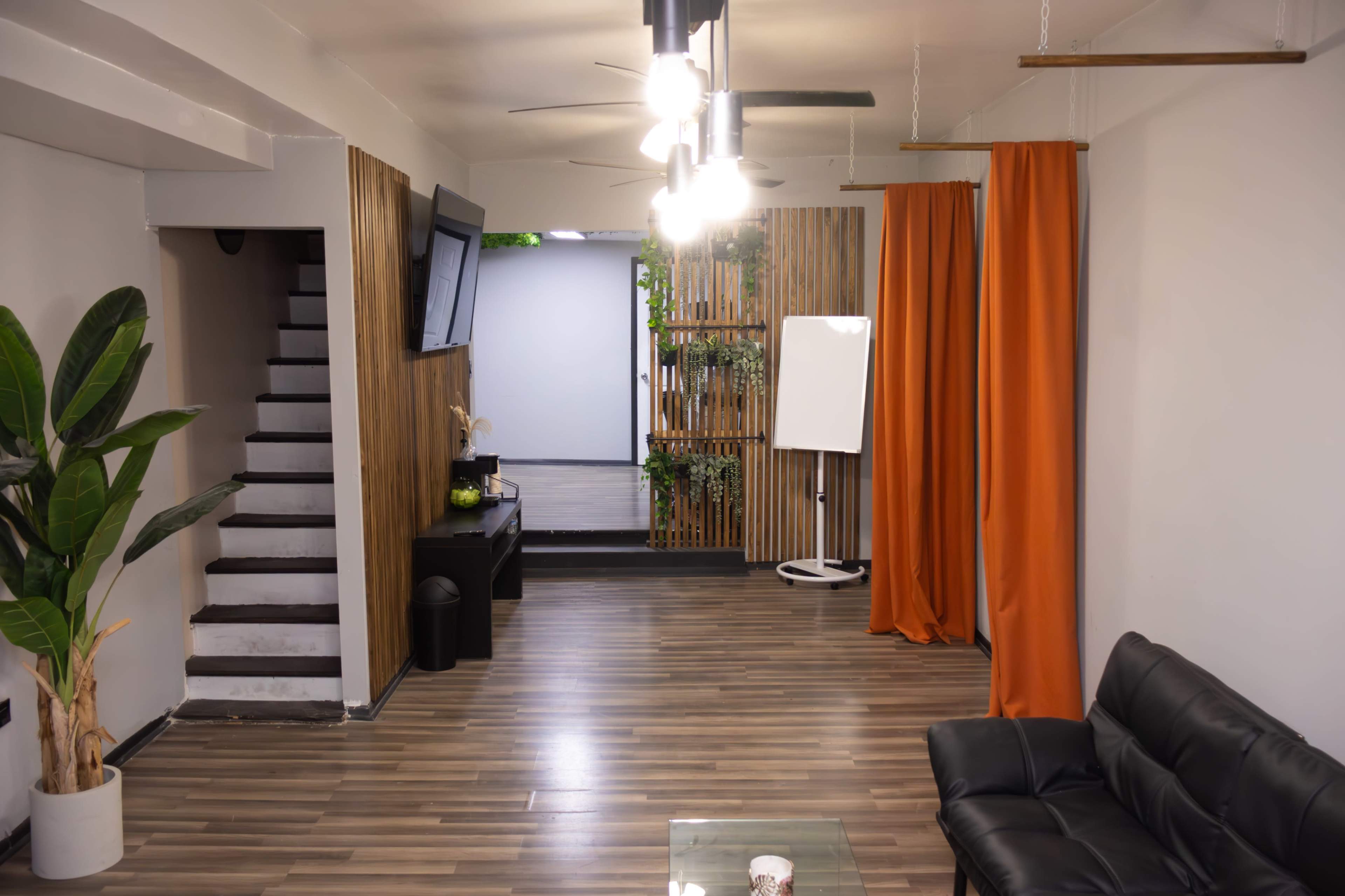 N. 5th St - Modern Media Studio for Rent Image in Upper North Philadelphia, Philadelphia, PA