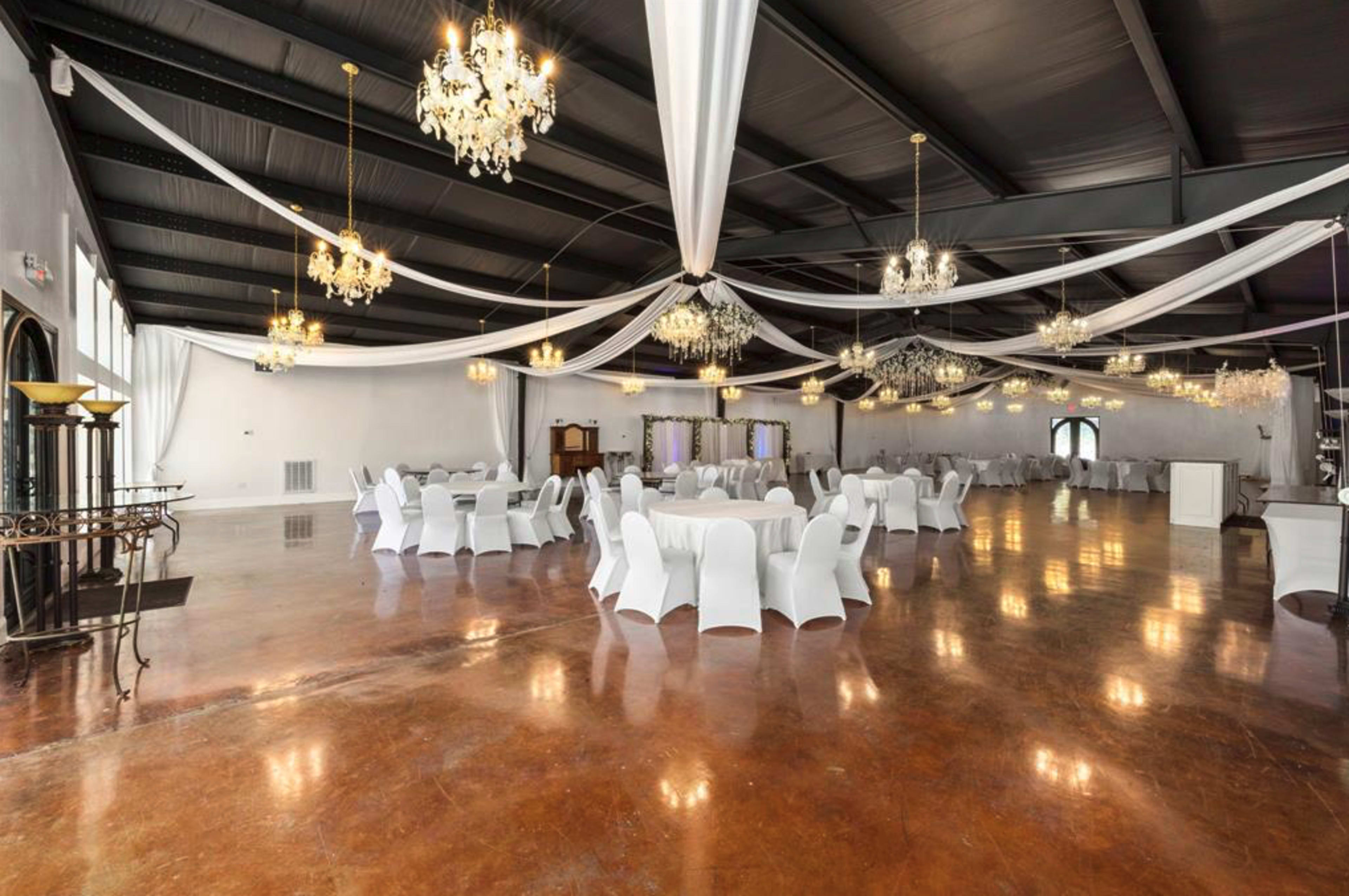 Beautiful 53 acre Event Venue with Manor Home Image in , Huntsville, TX