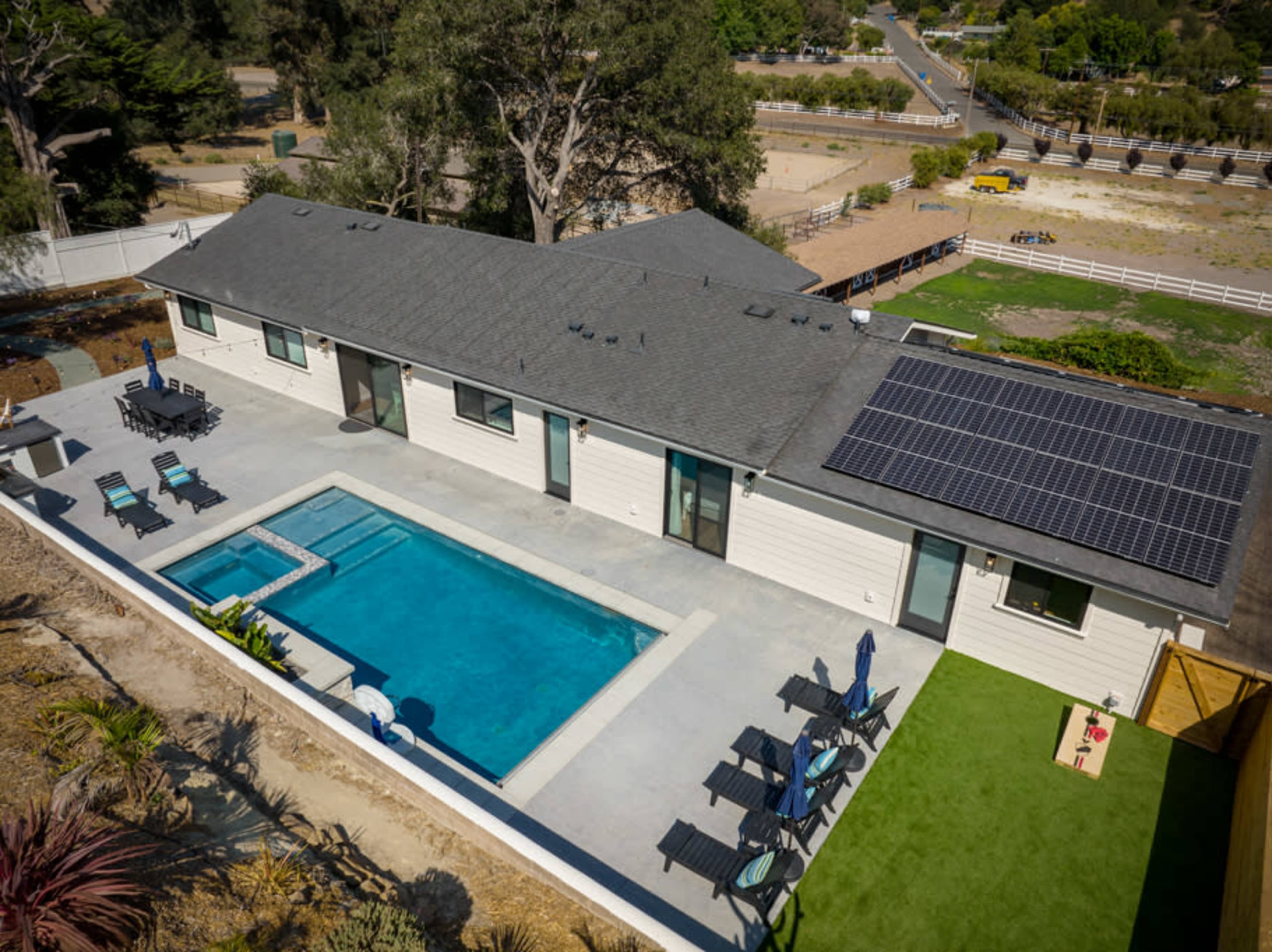 Edna Valley Oasis with barn Image in , Arroyo Grande, CA