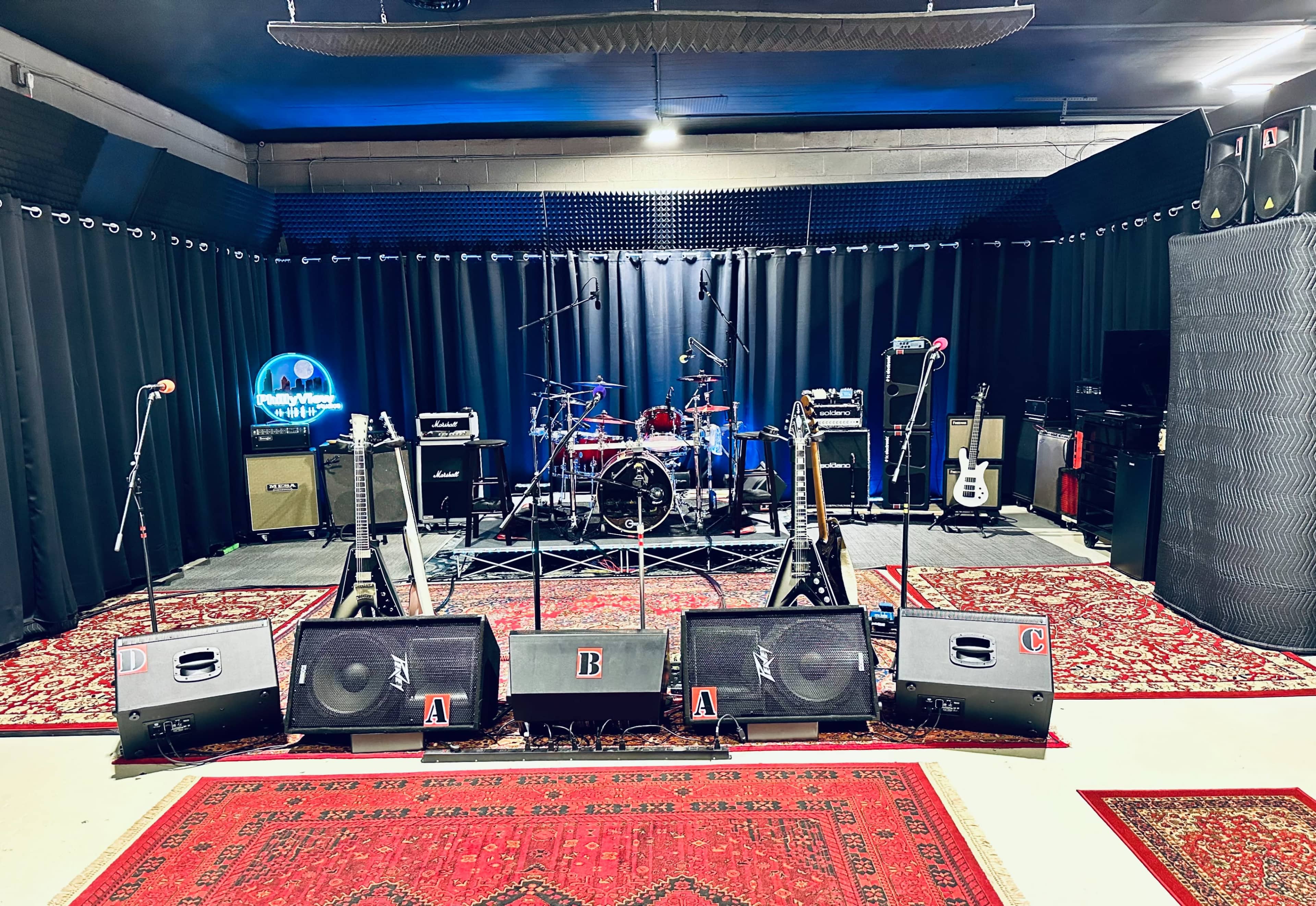 Creative Space for Musicians with a secluded Philadelphia View Image in Fairview Village, eagleville, PA