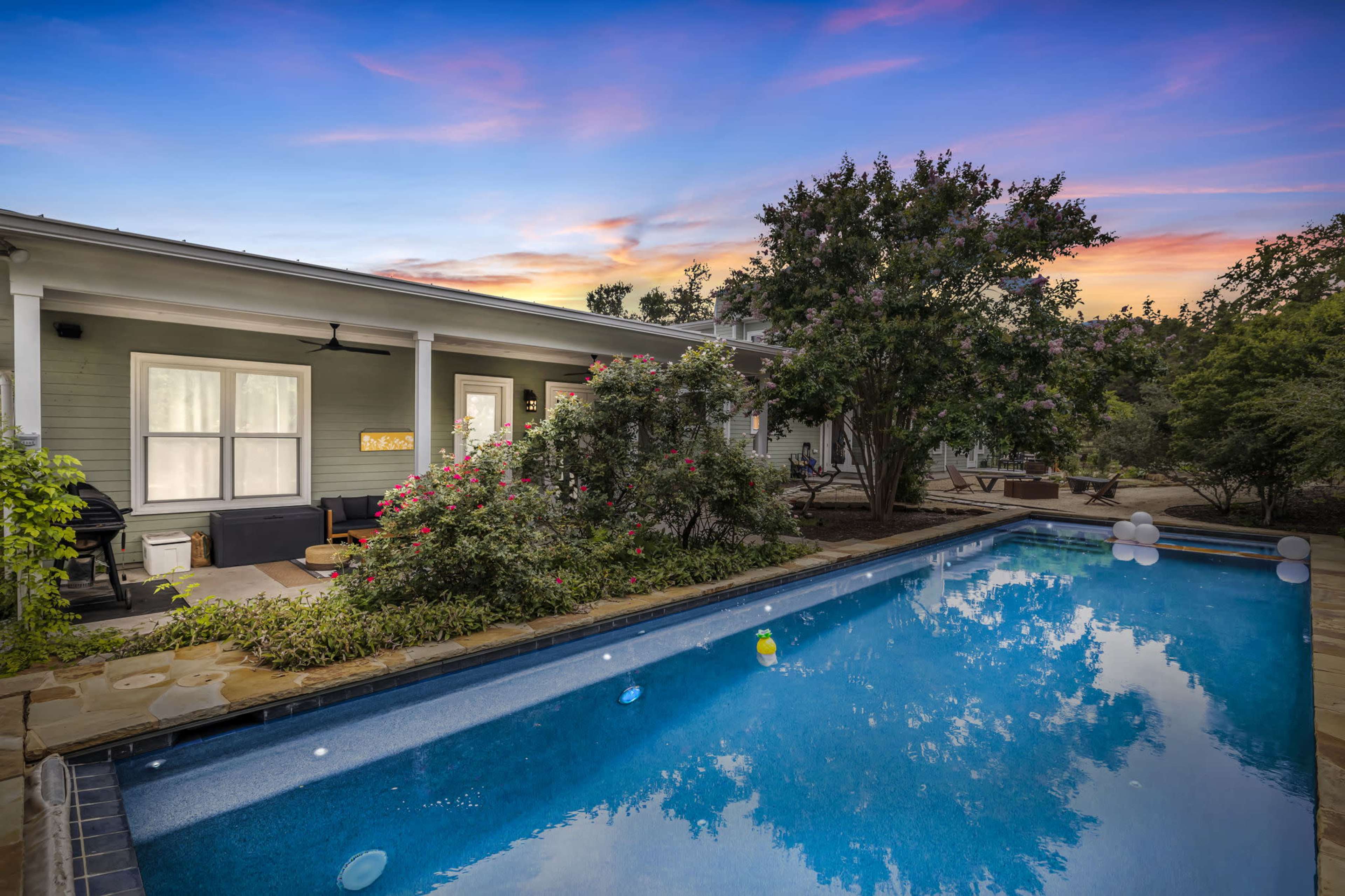 Retreat-Style Villa Located in Austin's Hill Country with Goats and Chickens! Image in Bear Creek, Austin, TX