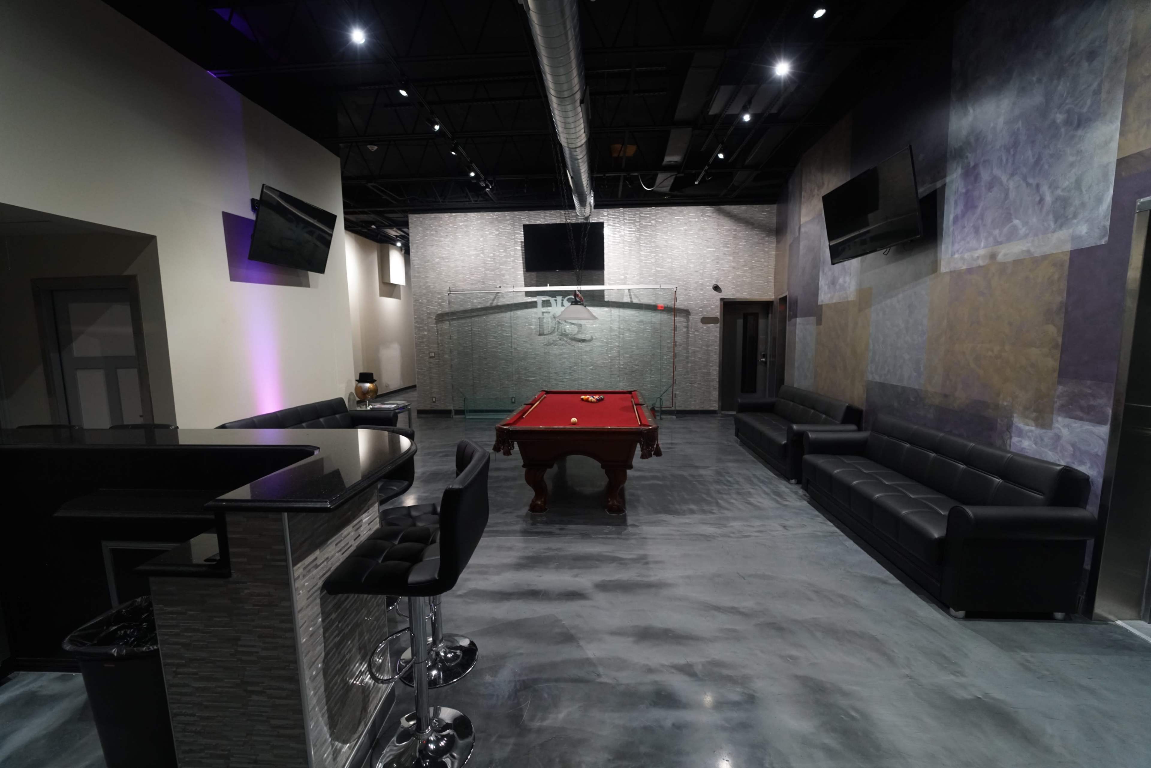 Huge Recording and Video Studio Image in Proviso Township, Stone Park, IL