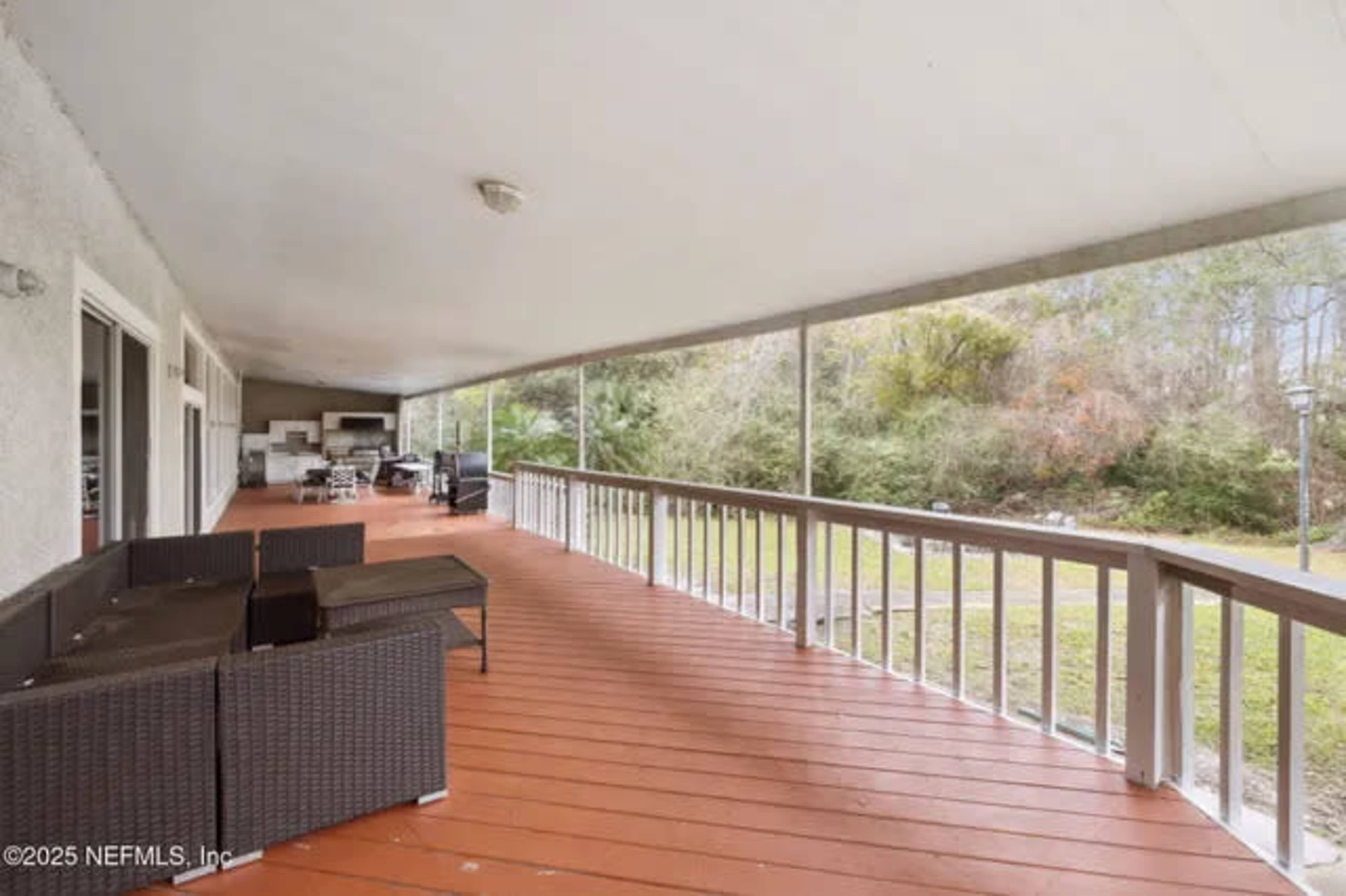 Mini Nightclub Vibes On The River Image in Hogan, Jacksonville, FL