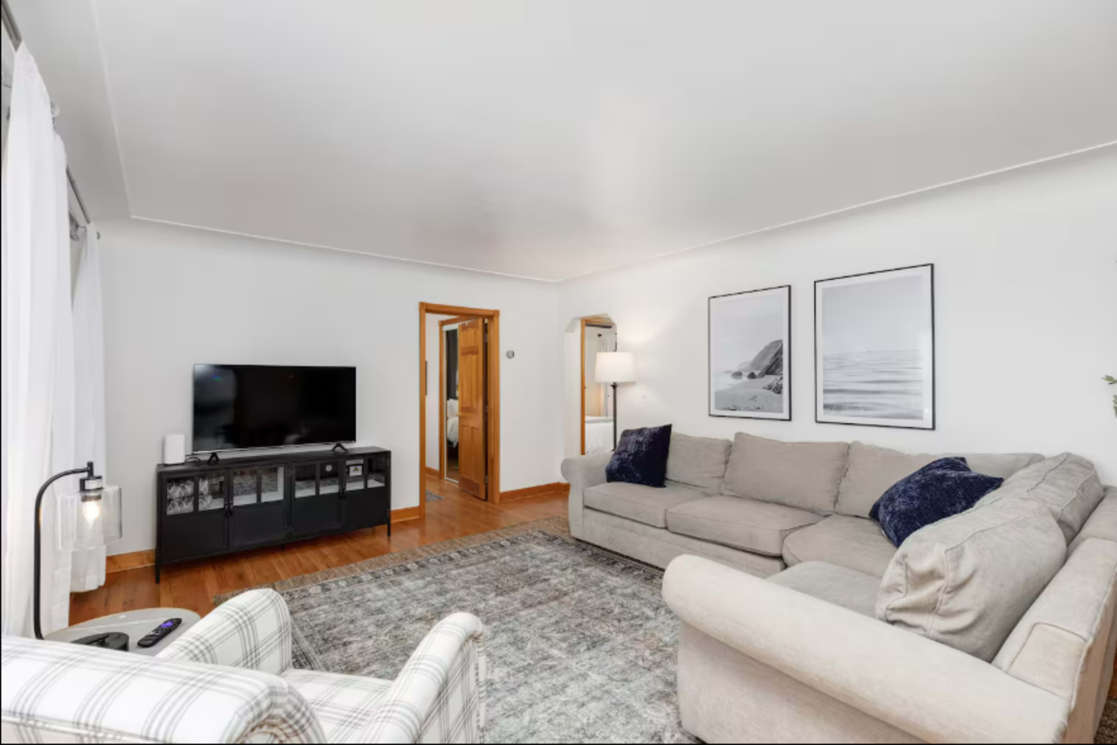 Lakehouse with view Image in Orion Twp, Lake orion, MI