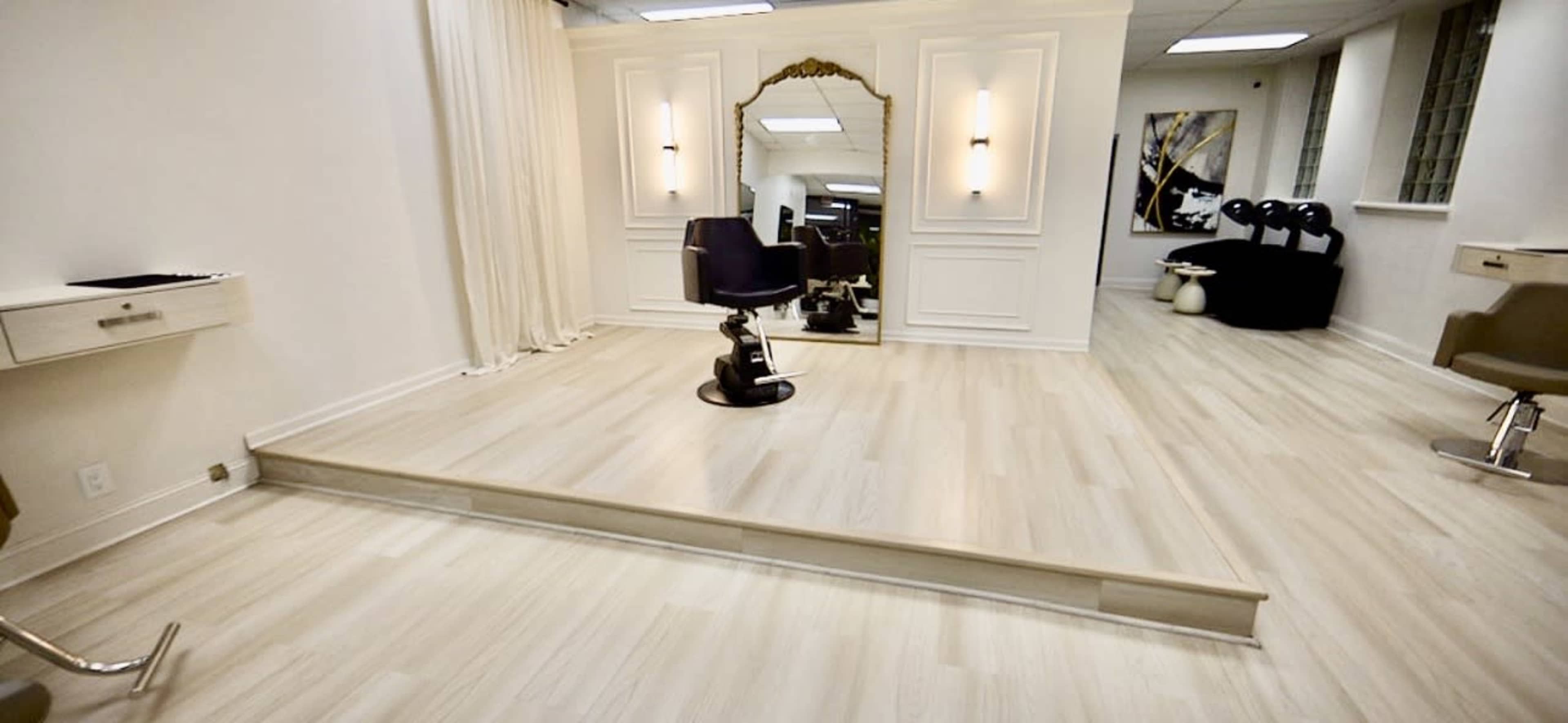 Spacious Modern Open Concept Beauty and Content Studio Image in South Side, Chicago, IL