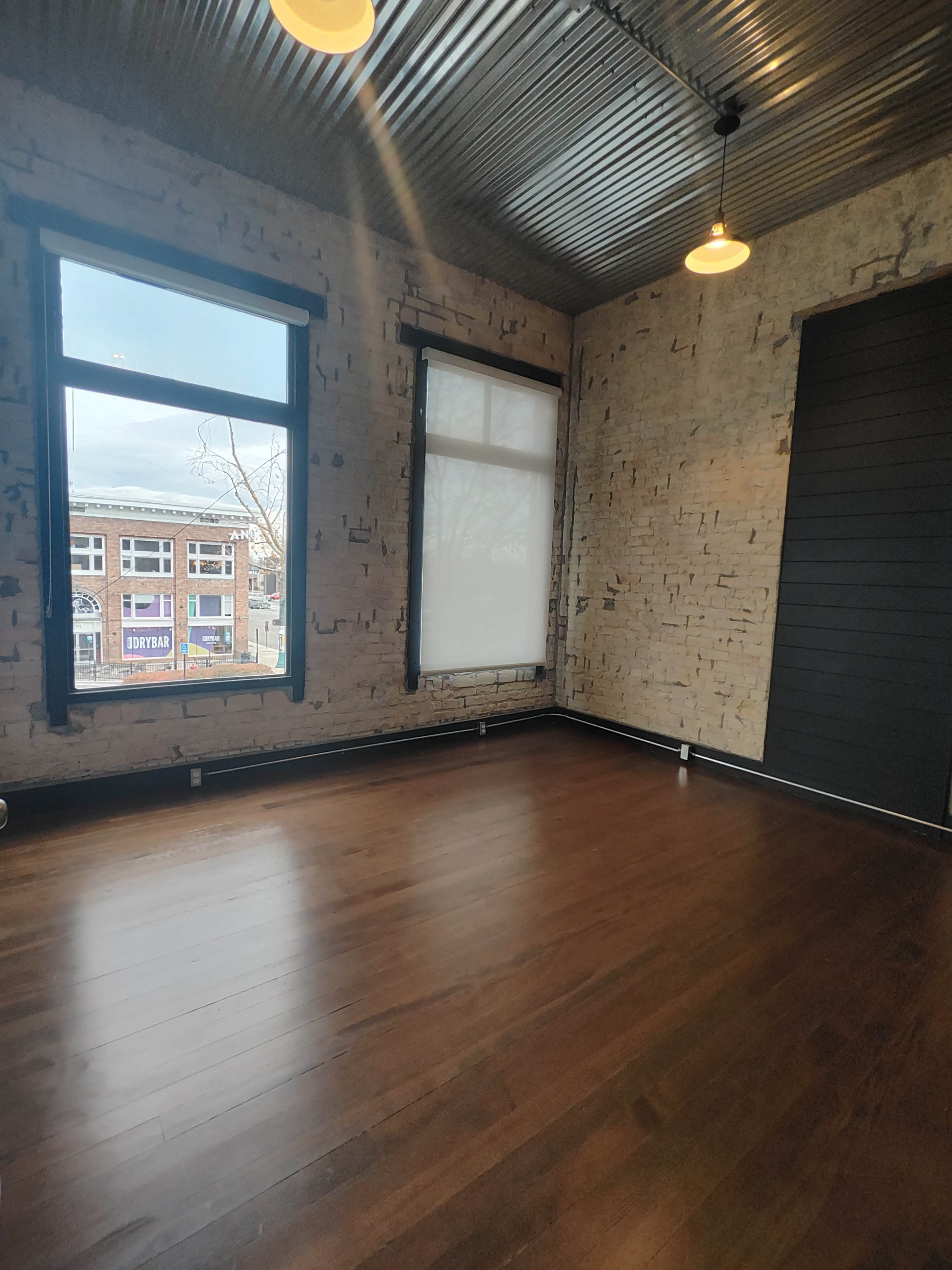 Downtown Loft with Exposed Brick, Natural Light & Hardwood Floors – Perfect for Events, Shoots, or Meetings Image in Downtown, Provo, UT
