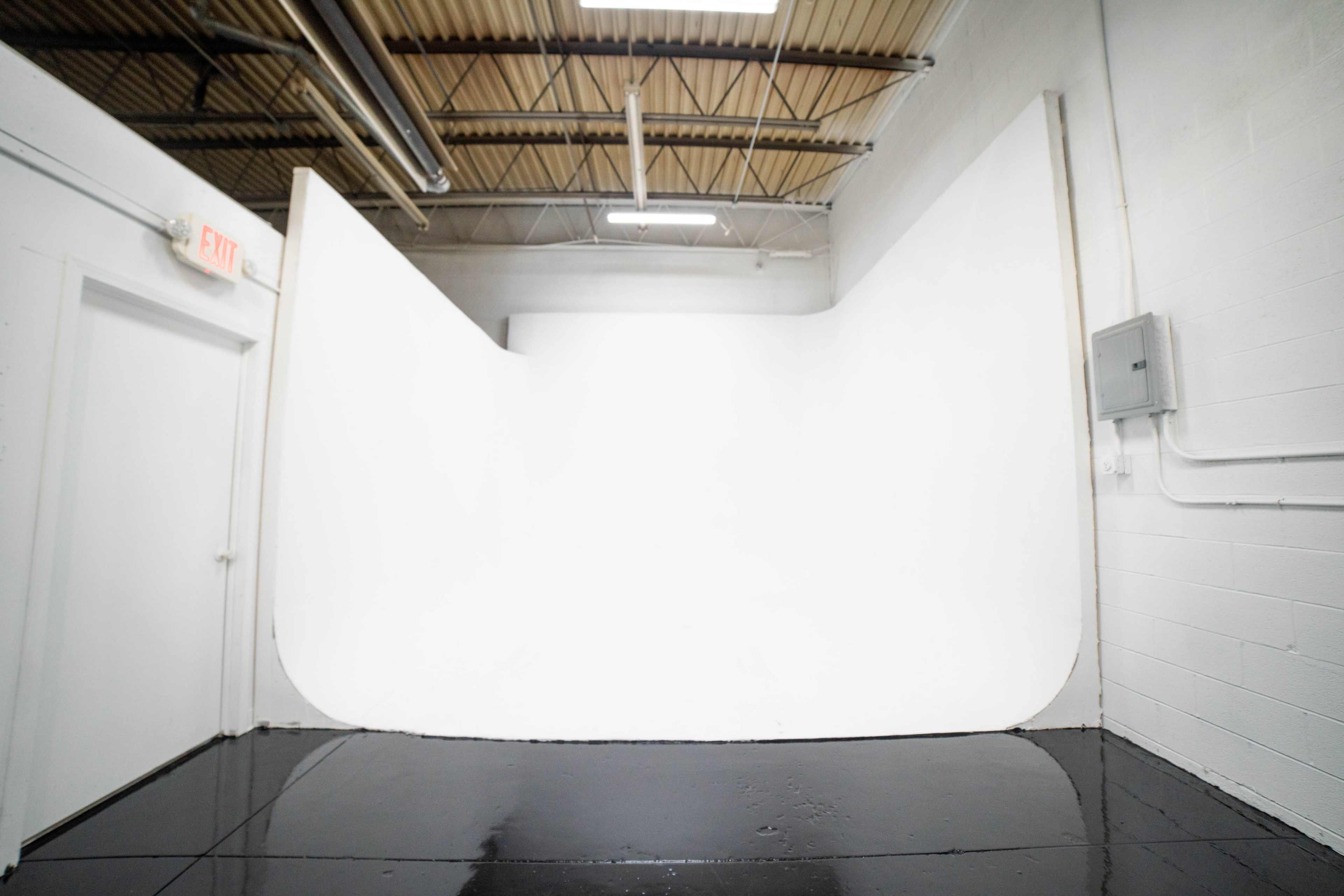 4000 sq ft Creative Space Image in Bedford, Cleveland, OH