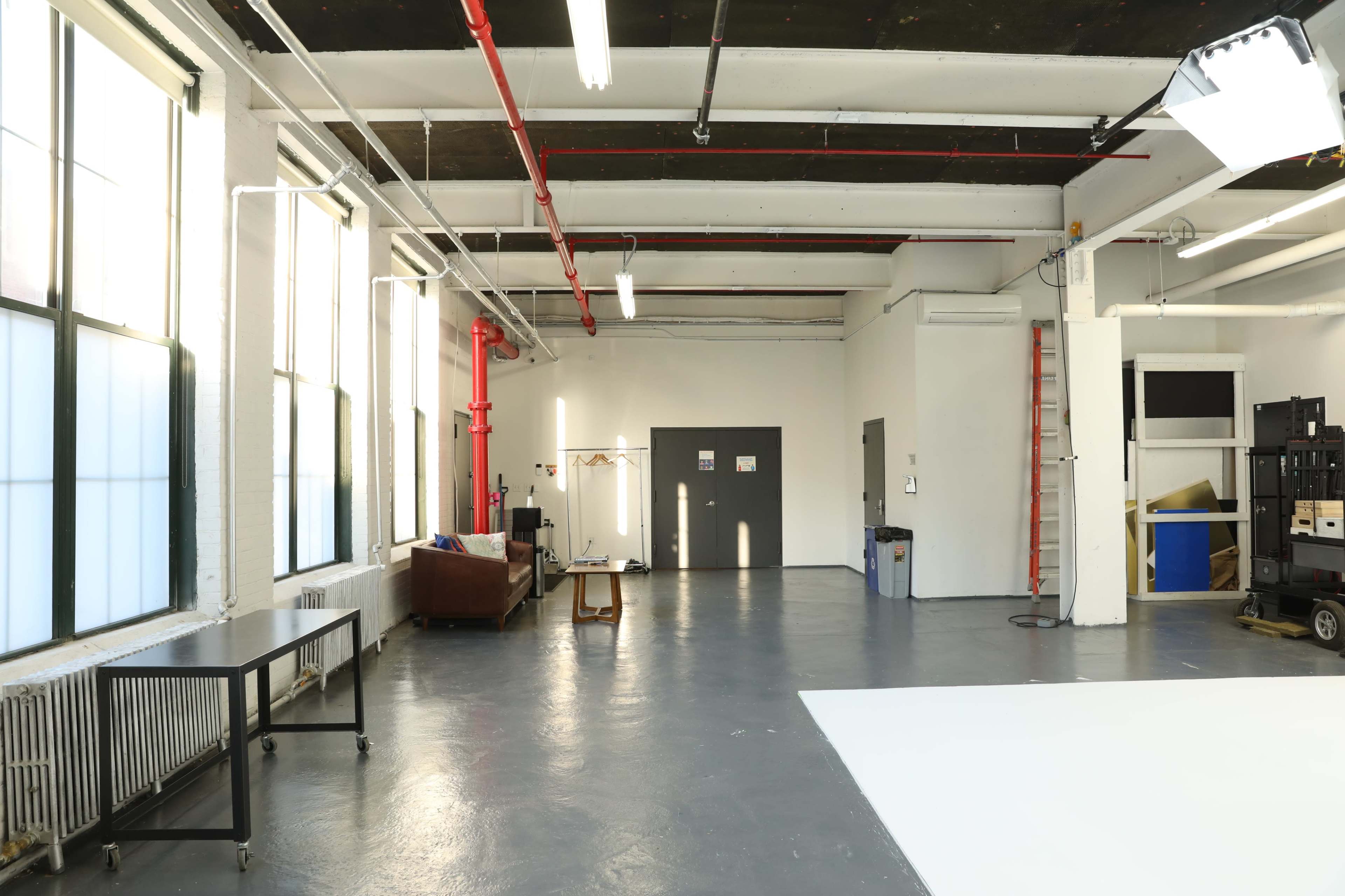 White Cyc Video and Photo Studio Image in Long Island City, Long Island City, NY