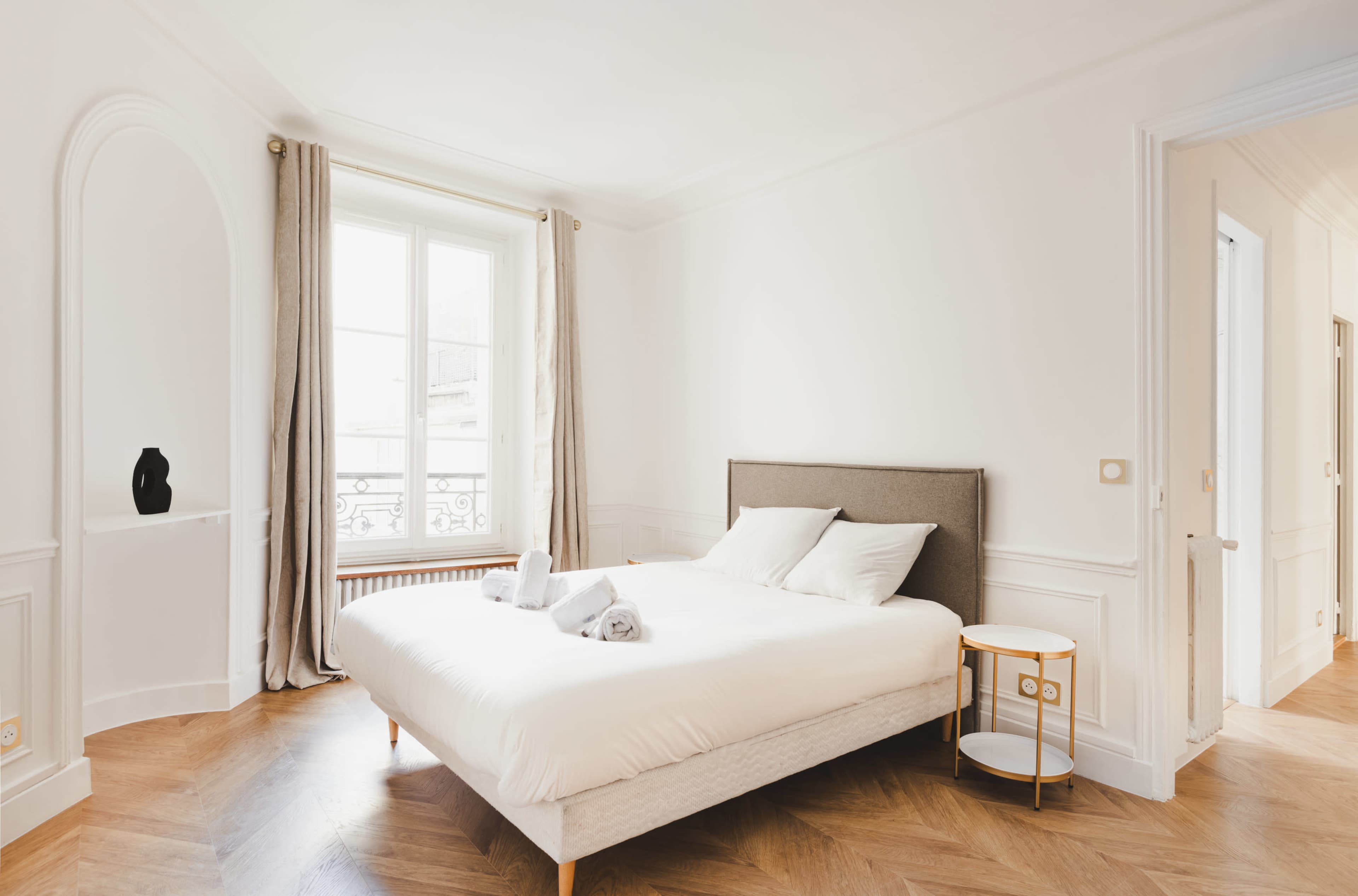 Appartement de Luxe Pour Shooting- Muette Trocadero Image in Porte Dauphine, Paris, 
