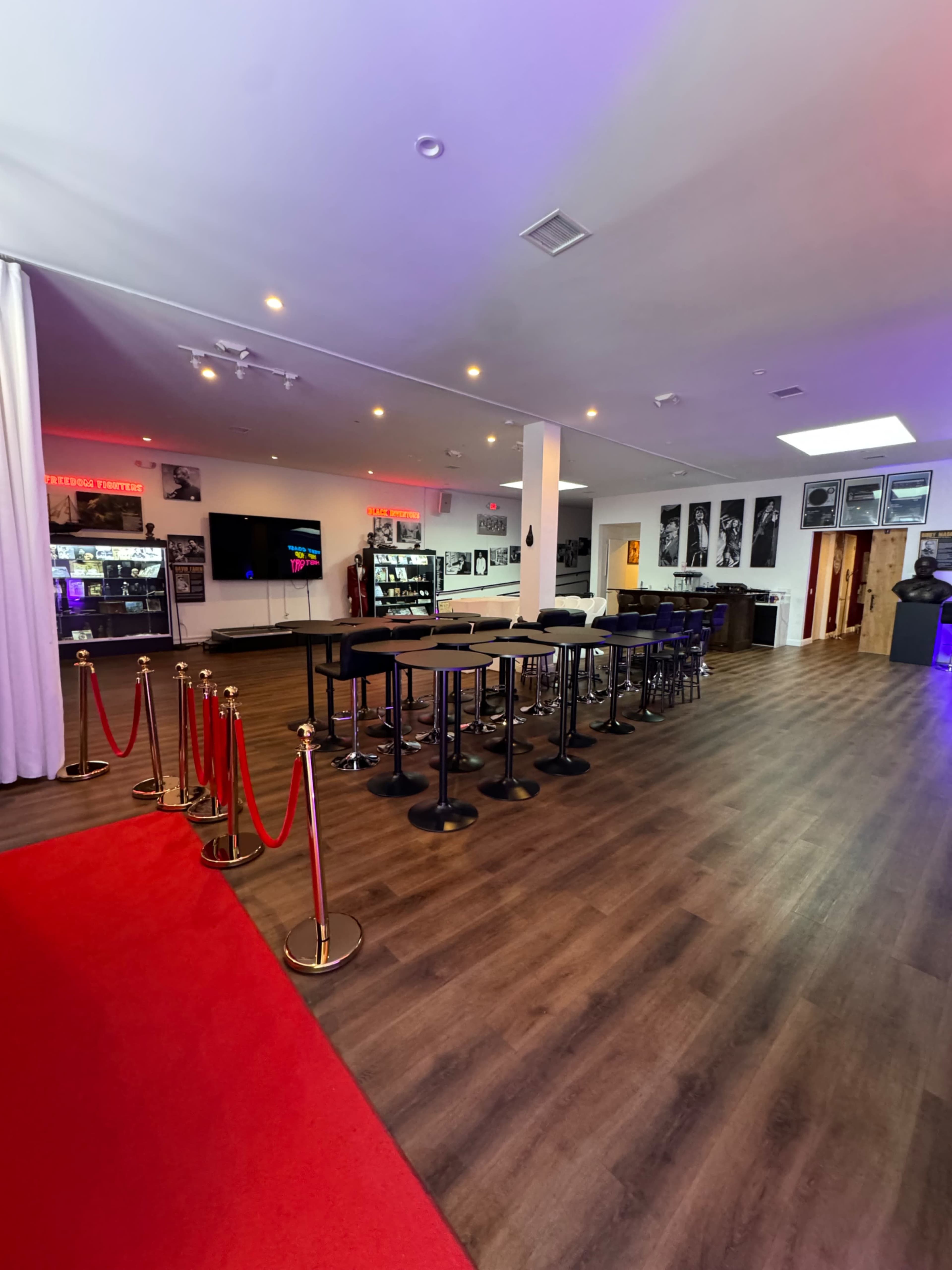 Urban Indoor & Outdoor Event Space Image in Jefferson Park, Los Angeles, CA