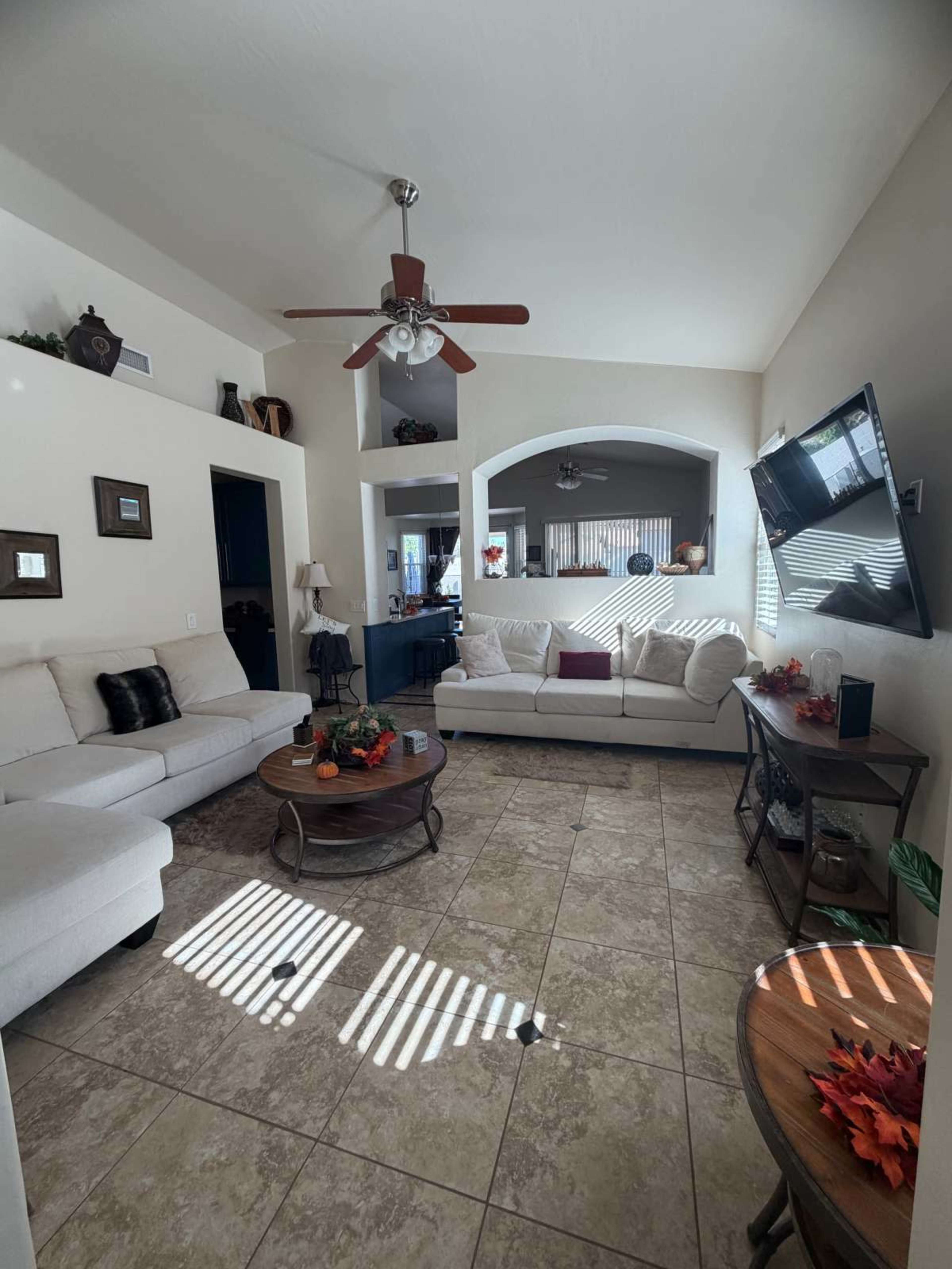 Greenfield Lakes Private Backyard Oasis Image in Greenfield Lakes, Gilbert, AZ