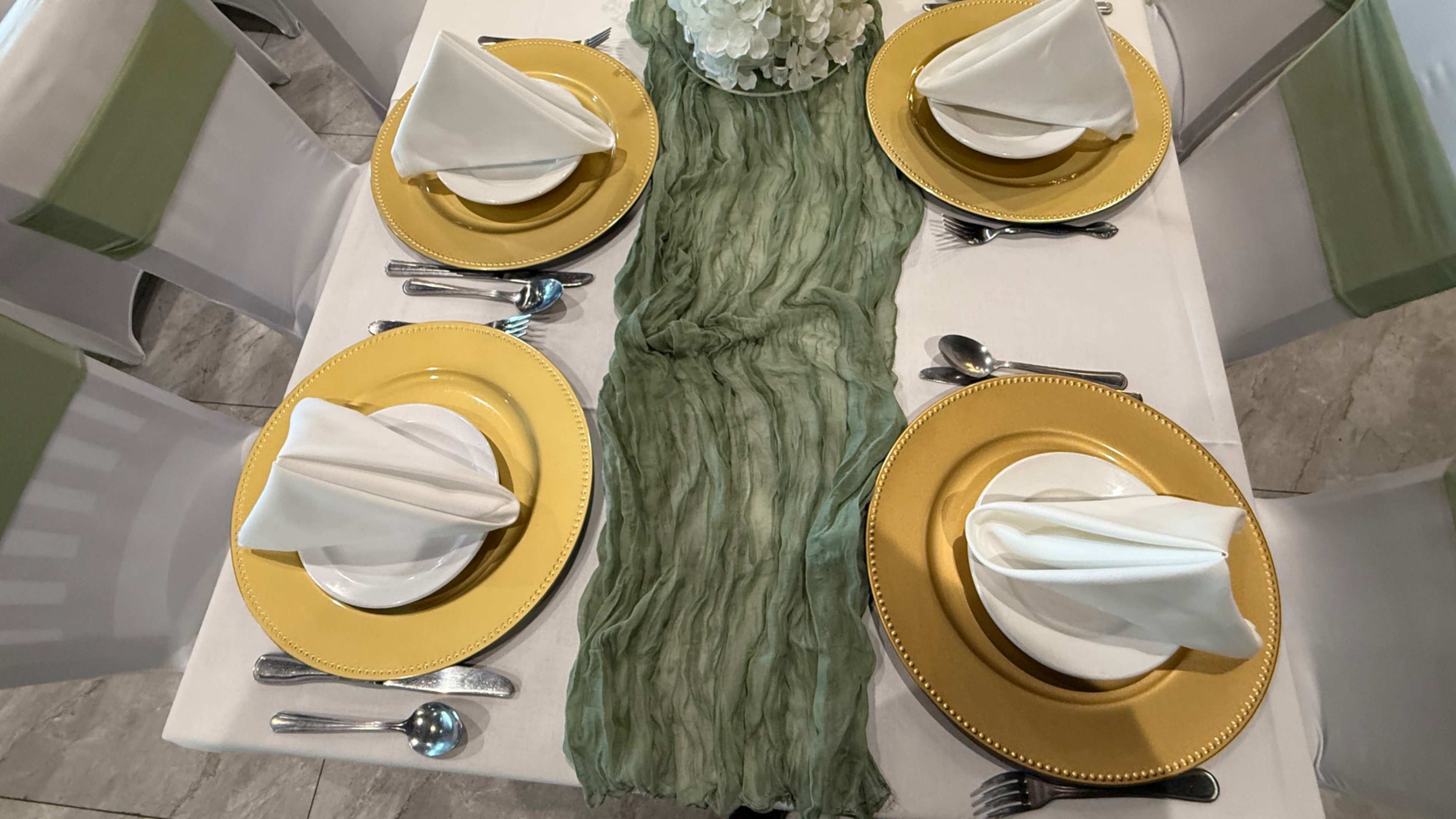 Restaurant with elegant design and decor Image in Glendale, Glendale, AZ