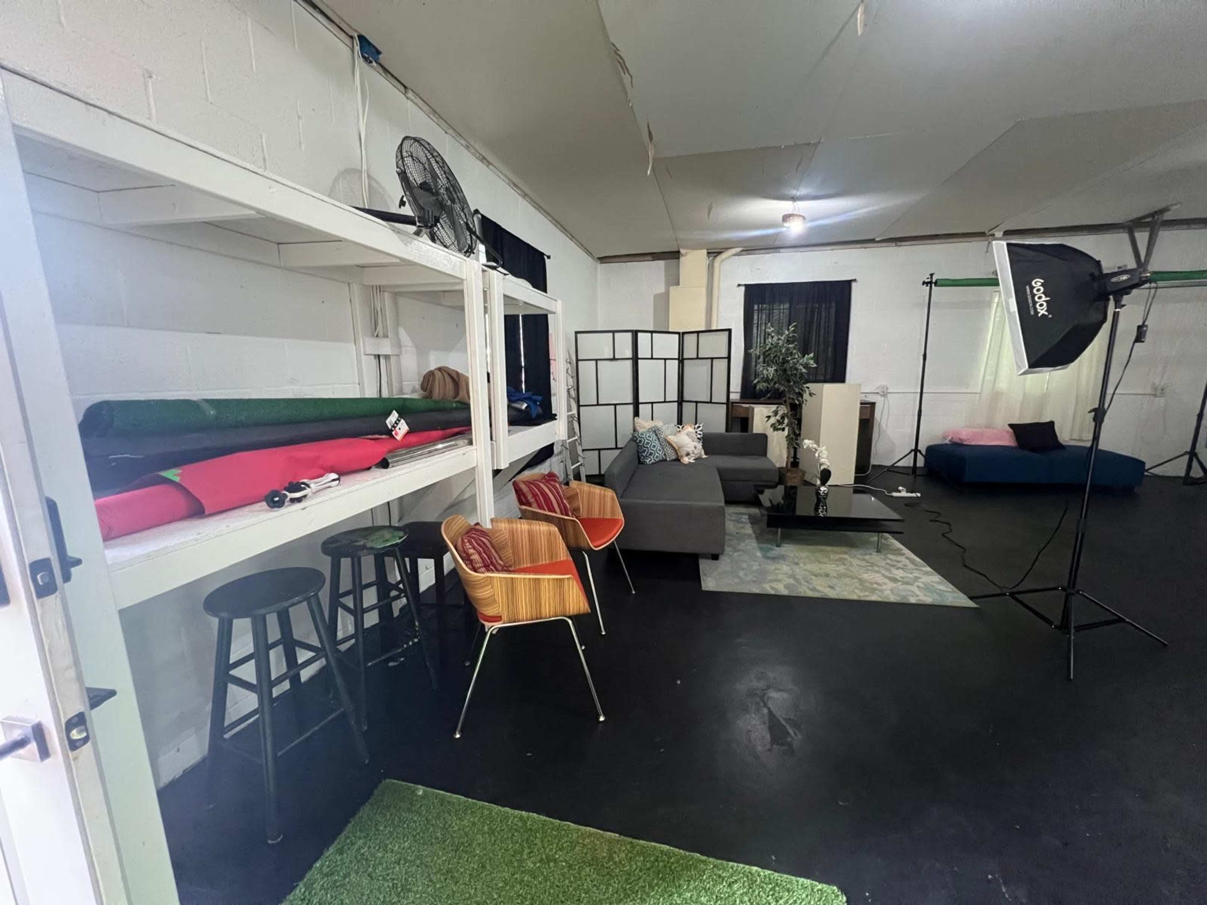 Large Photo and Video Studio Downtown with Parking, seamless paper, lighting and creative sets designs Image in , Fayetteville, GA