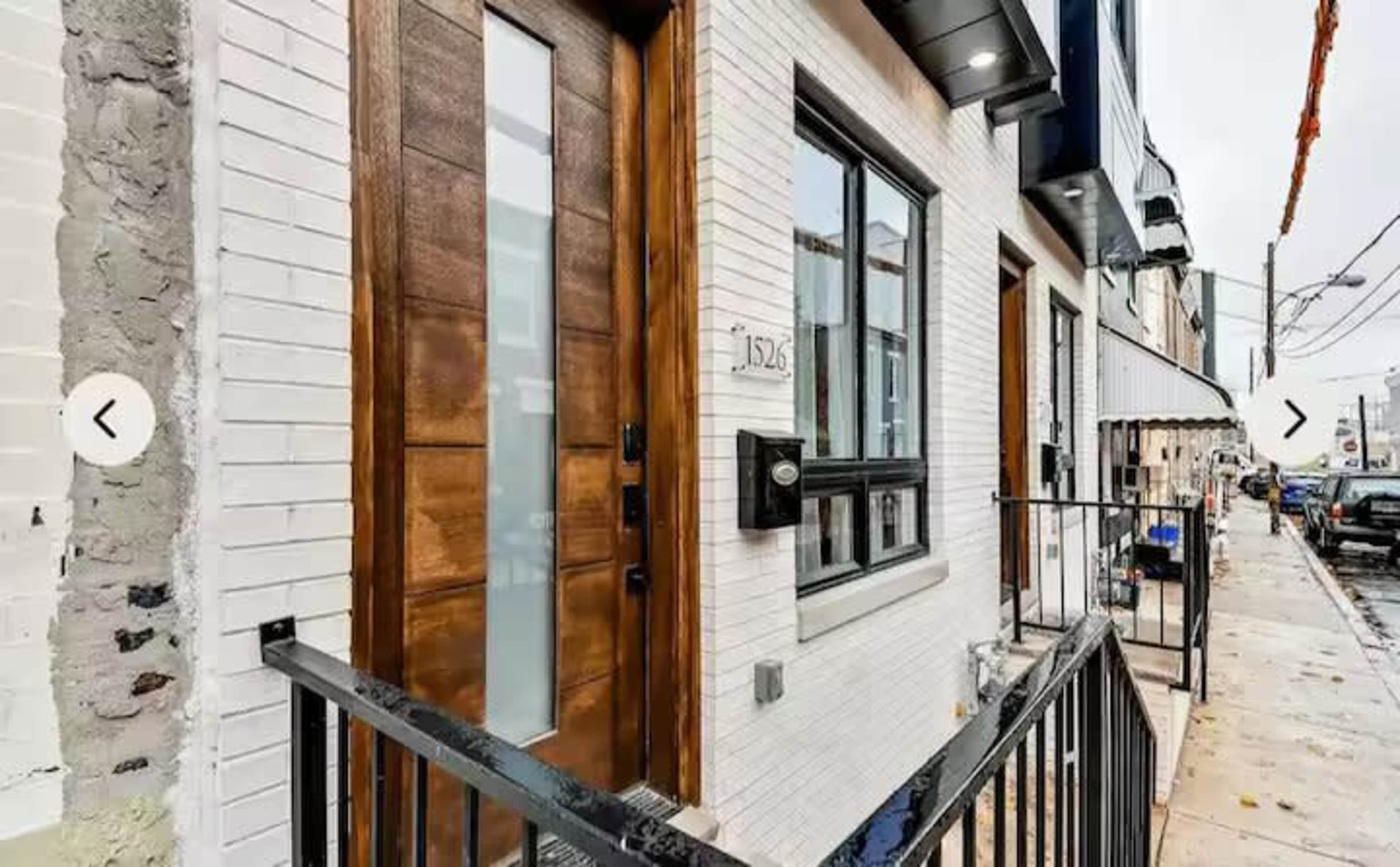 Emerald jacuzzi loft Image in Grays Ferry, Philadelphia pa, PA