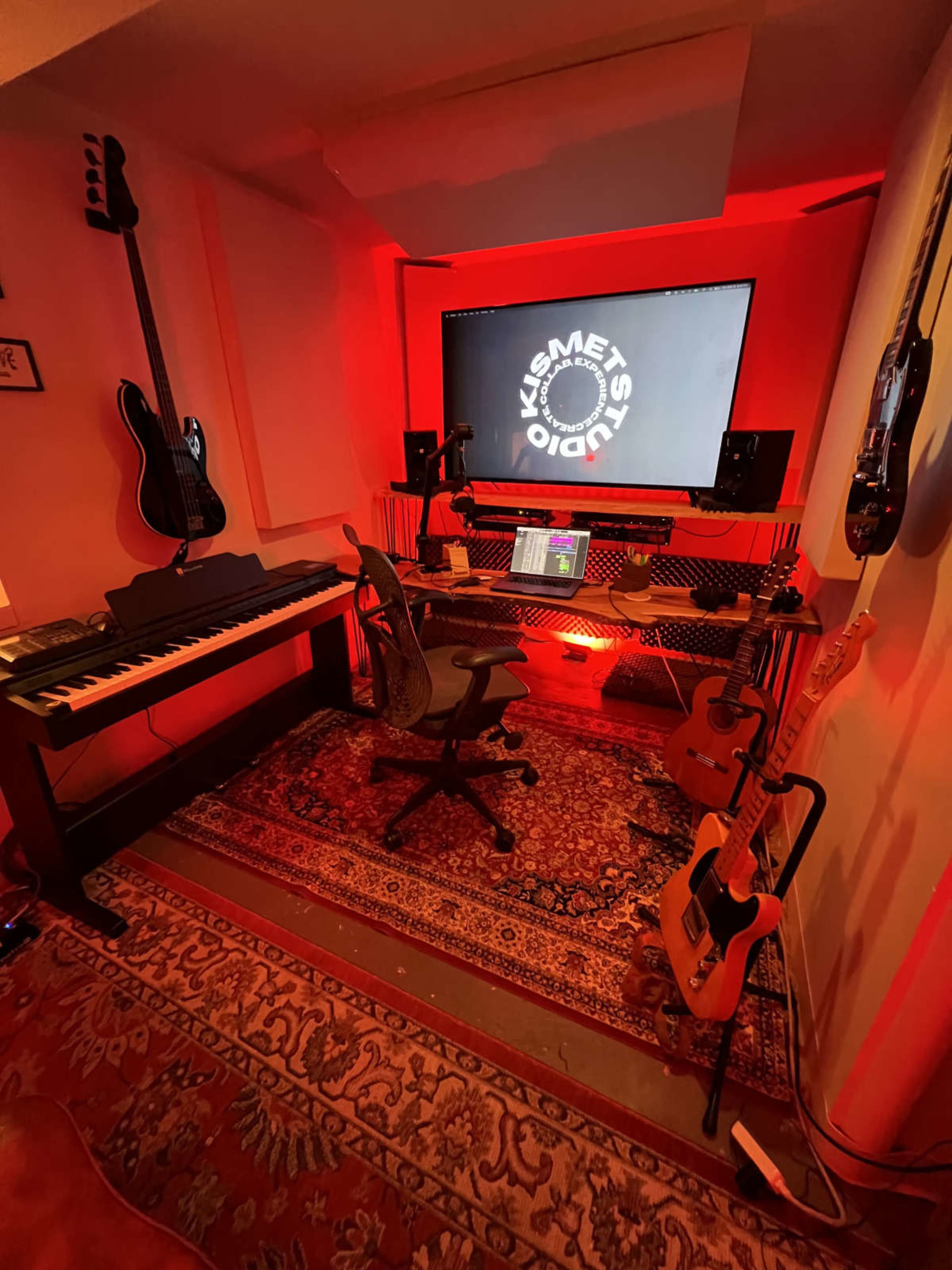 Creative Recording Studio, Ideal for Music, Podcasts, & Beyond! Image in Lower West Side, Chicago, IL