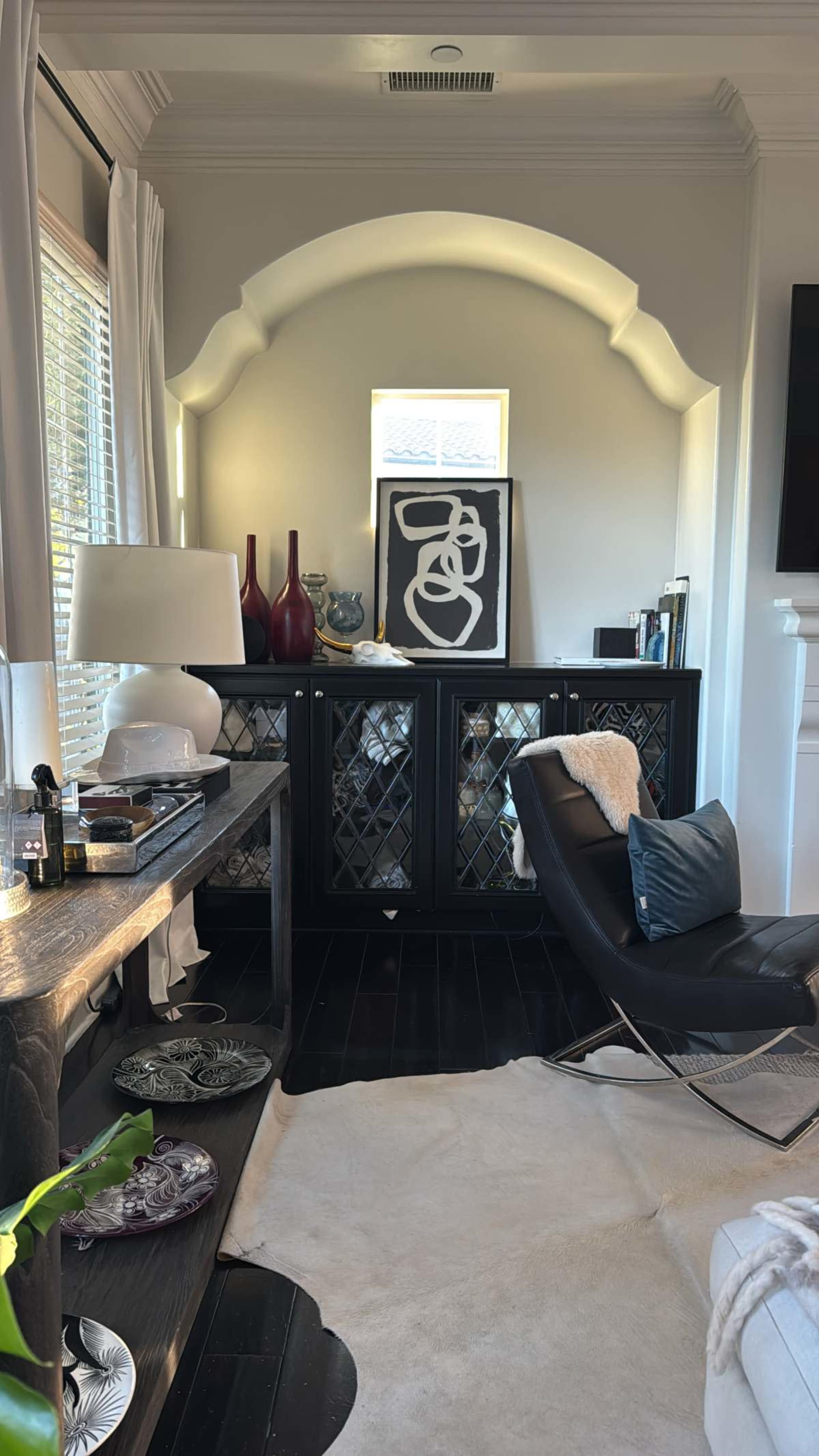 Chula Vista Manor : Courtyard, Pool and Mountain View Image in Rolling Hills Ranch, Chula Vista, CA