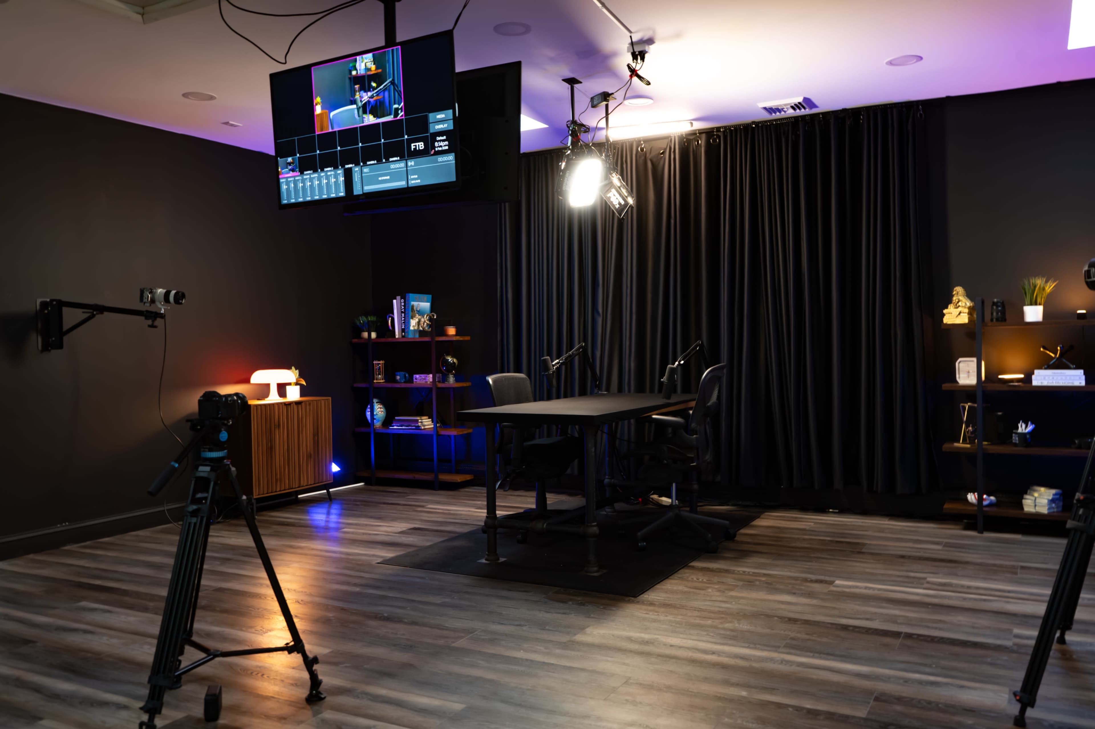 Podcast Studio for Influencer Interviews Image in Hyde Park, Hyde Park, NY