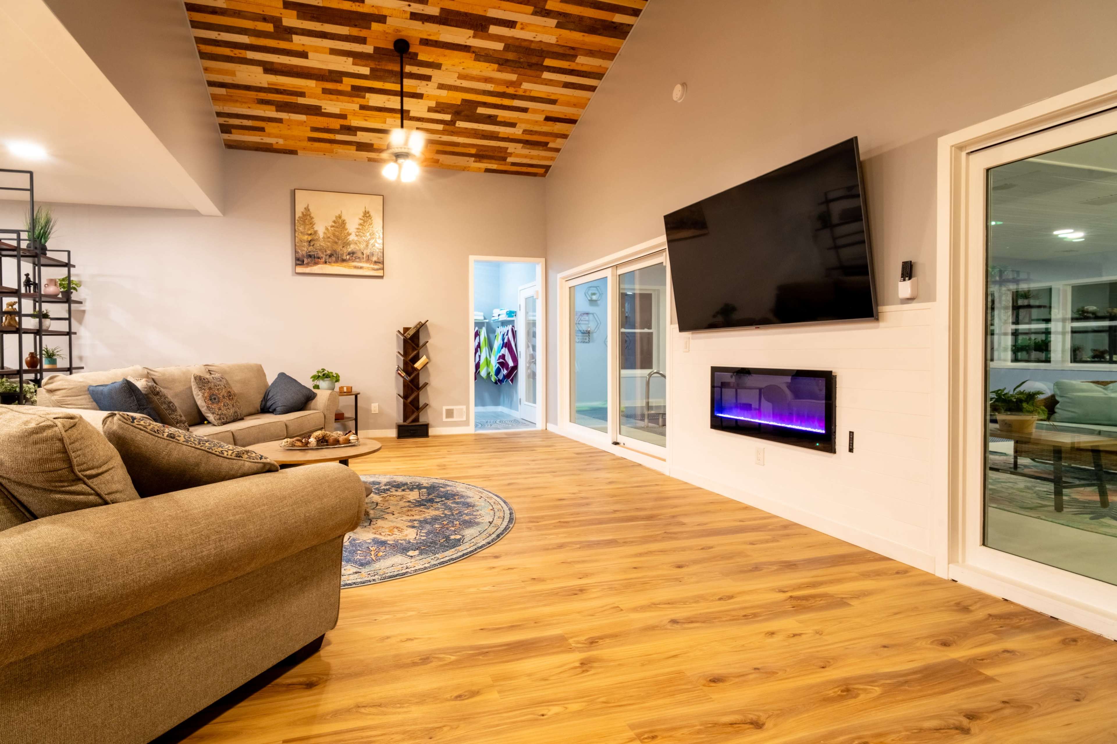 Luxury Home in the Mountains with Indoor Pool and Home Theater Image in Middle Smithfield Township, East Stroudsburg, PA