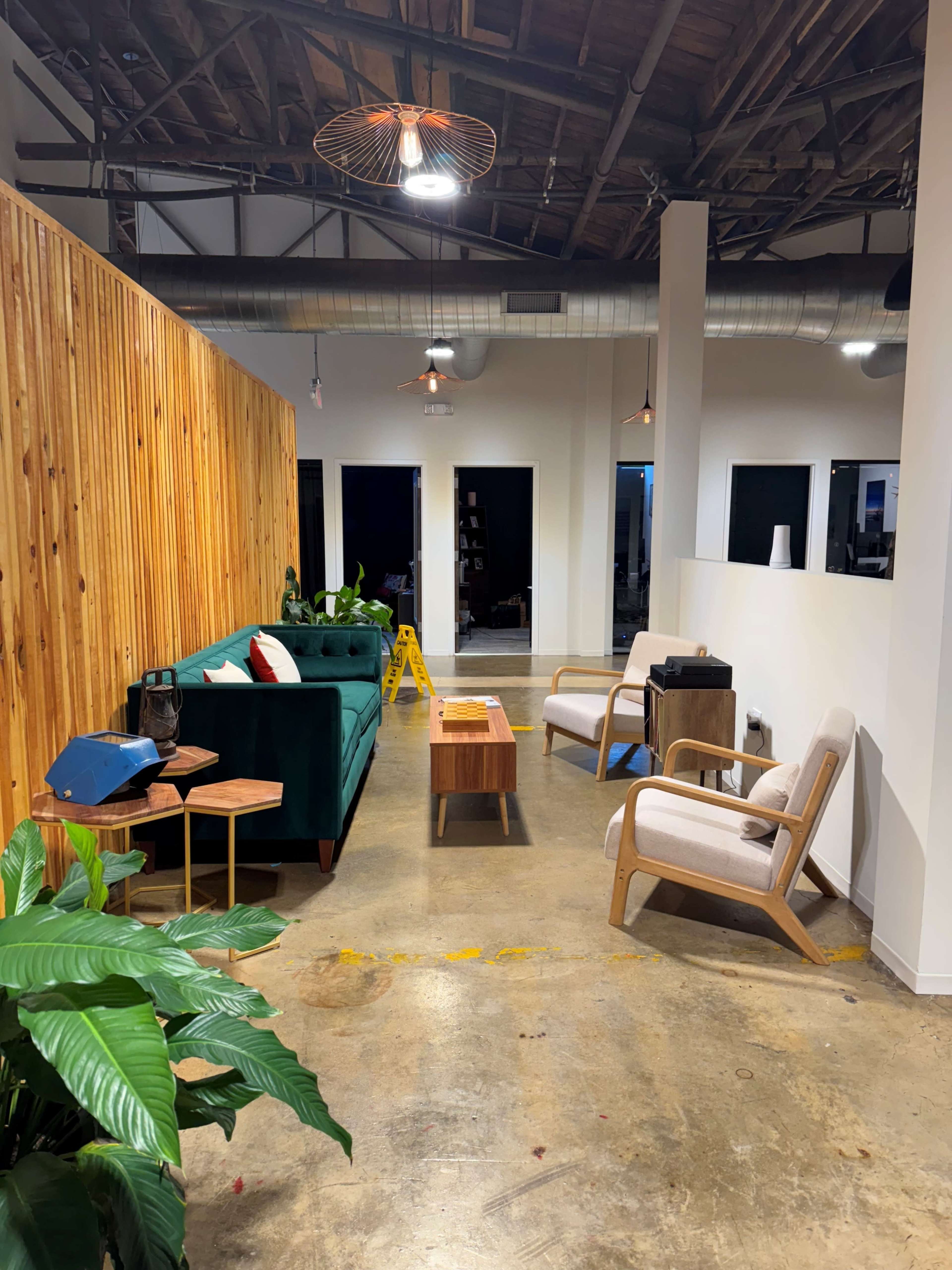 Noda Area Industrial Loft Space with Offices Image in Lockwood, Charlotte, NC