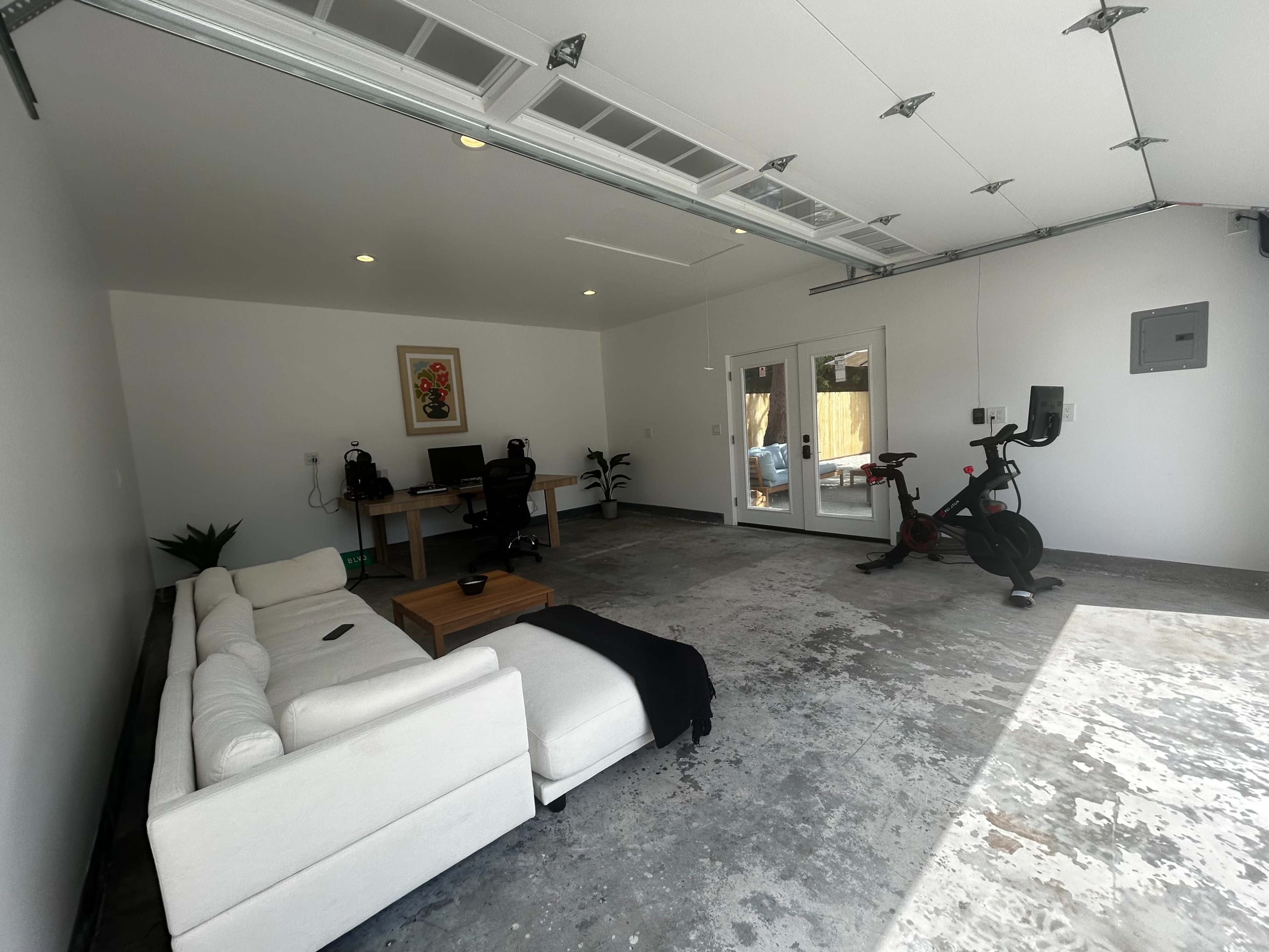 Industrial-Chic Converted Garage in South Bay with Private Outdoor Space Image in Southwood, Torrance, CA
