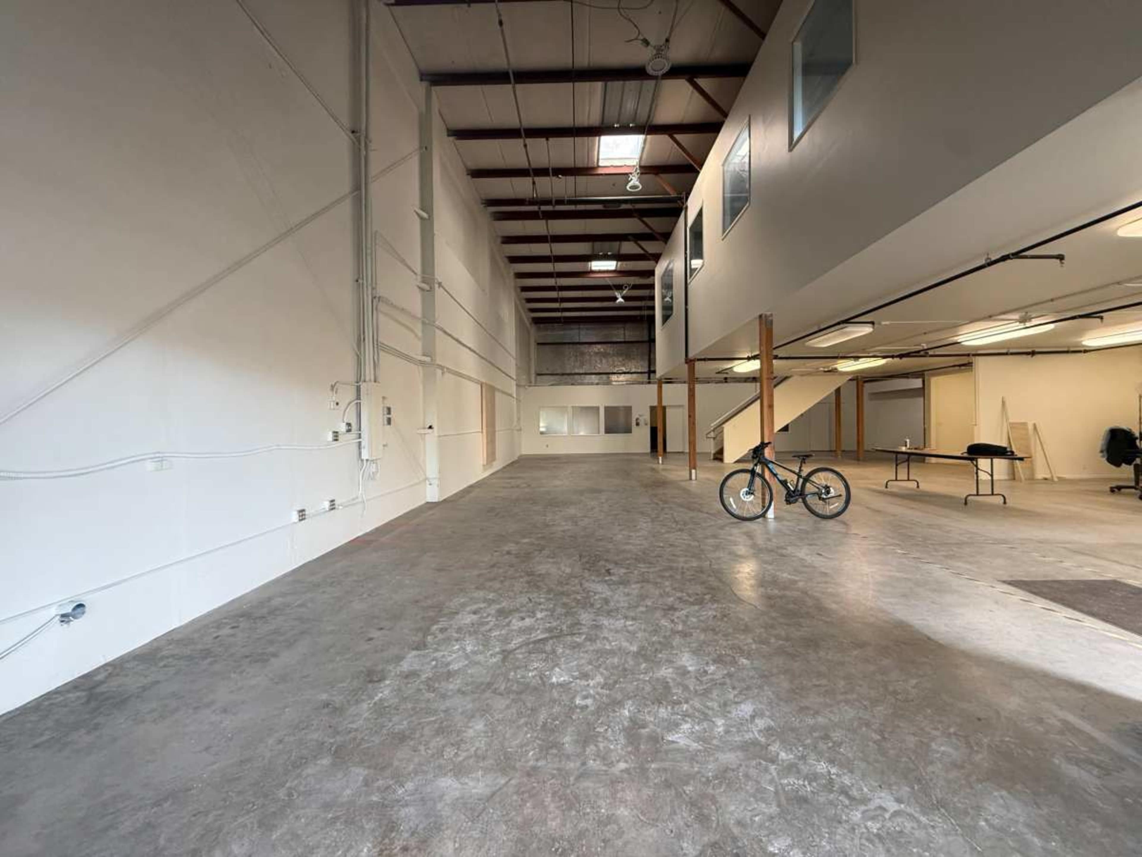 Huge modern industrial space in the heart of Sebastopol. Image in Sebastopol, Sebastopol, CA