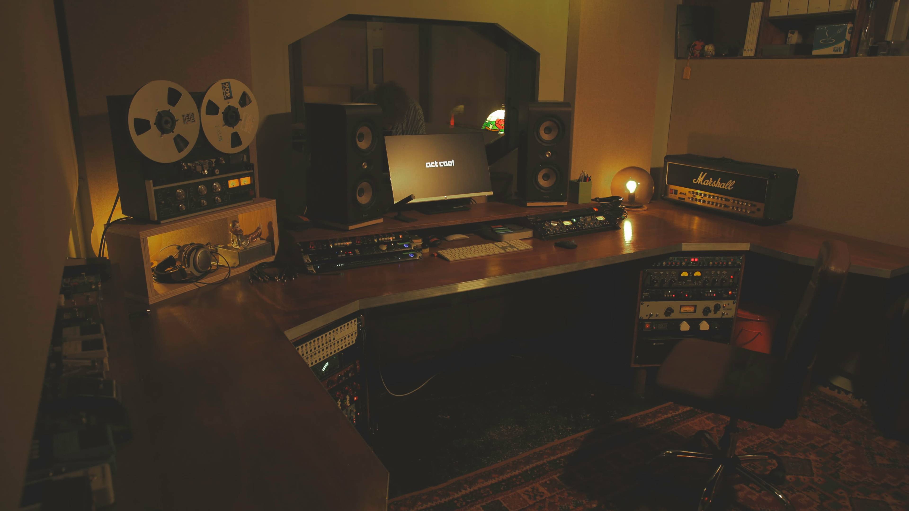 Act Cool Recording Studio Image in Barnet, London, ENG