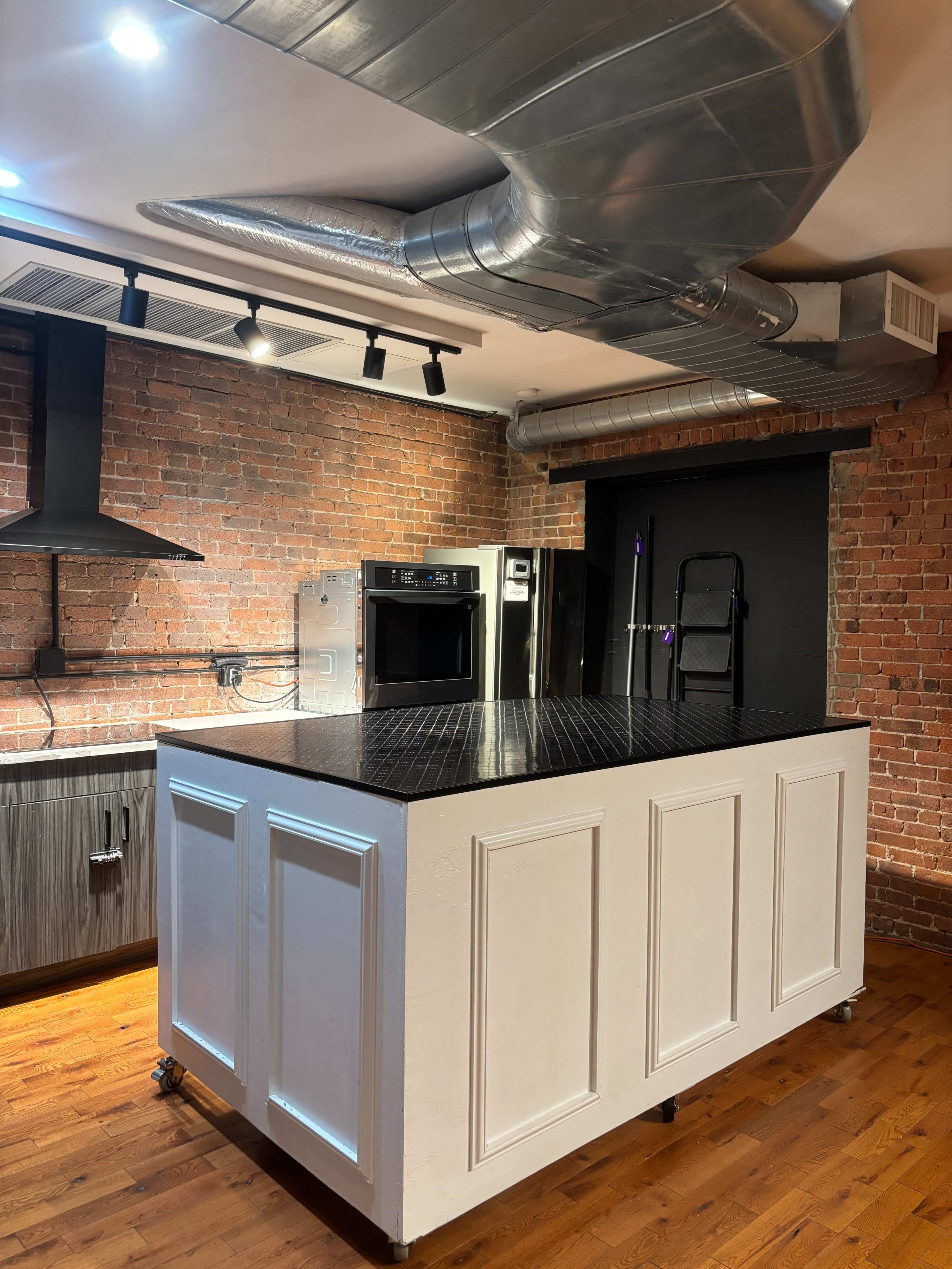 2nd Floor Studio Loft at LOFT39 Image in Midtown Manhattan, New York, NY