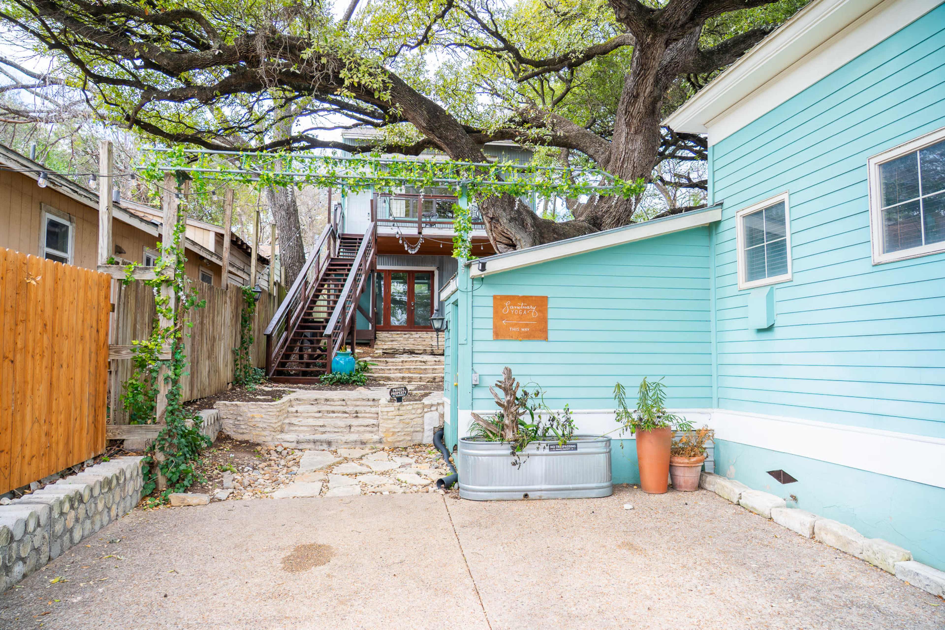 Charming Cottage, Yoga Studio and Tree-Top Loft Image in Zilker, Austin, TX