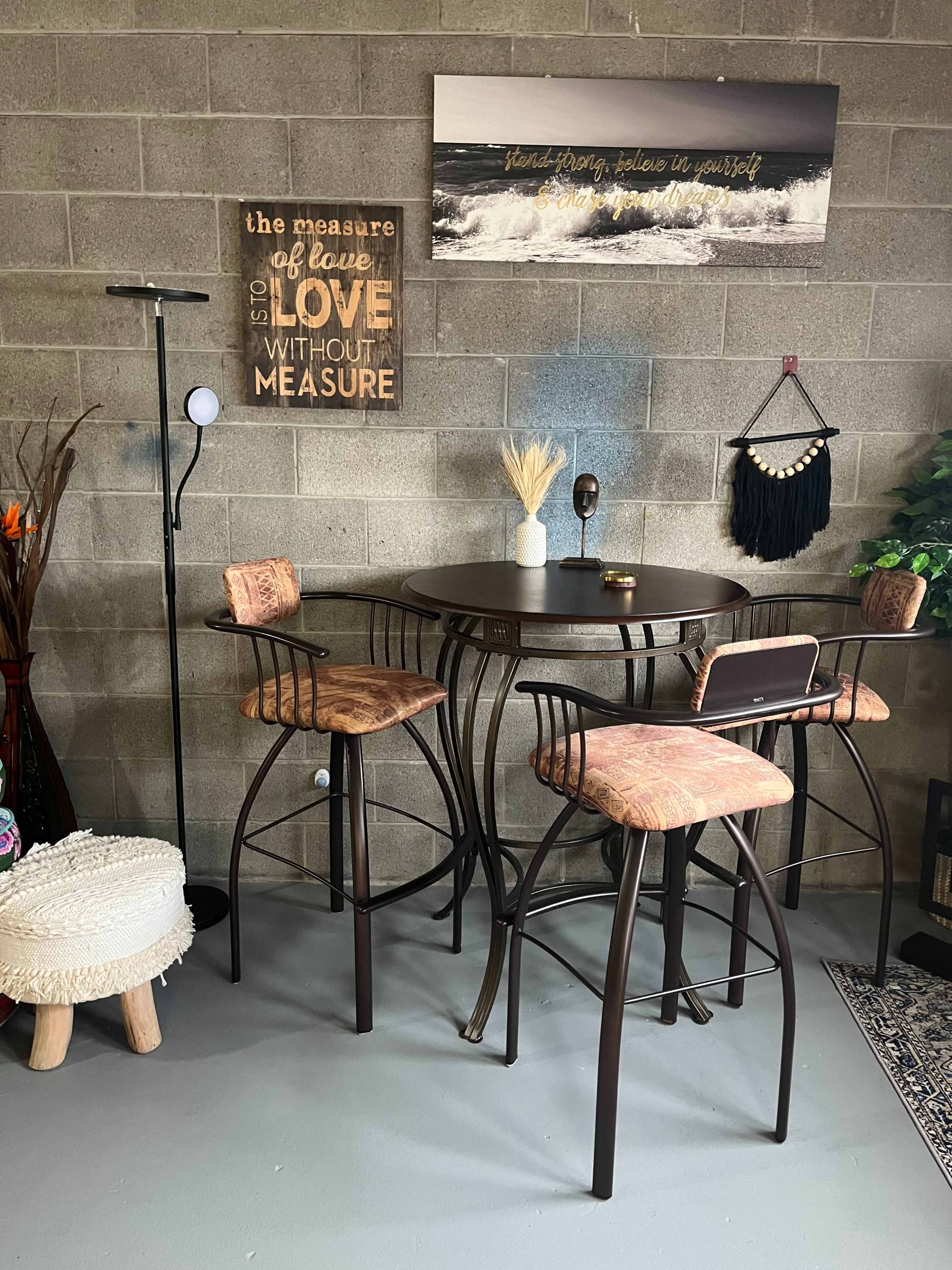 Charming healing lounge hideaway Image in Saint Charles, Waldorf, MD