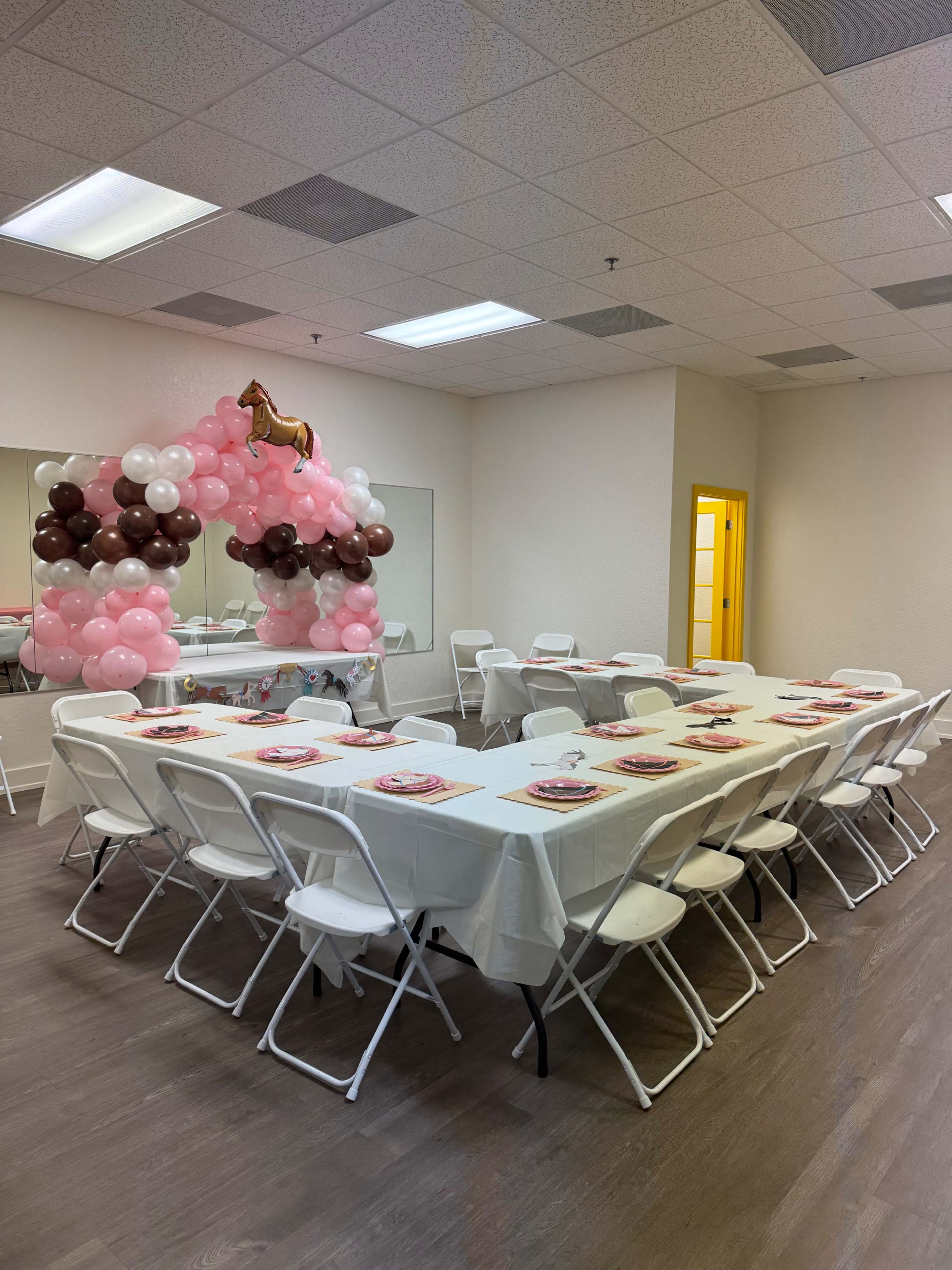 One Big Party Room Image in Knoxville, Knoxville, TN