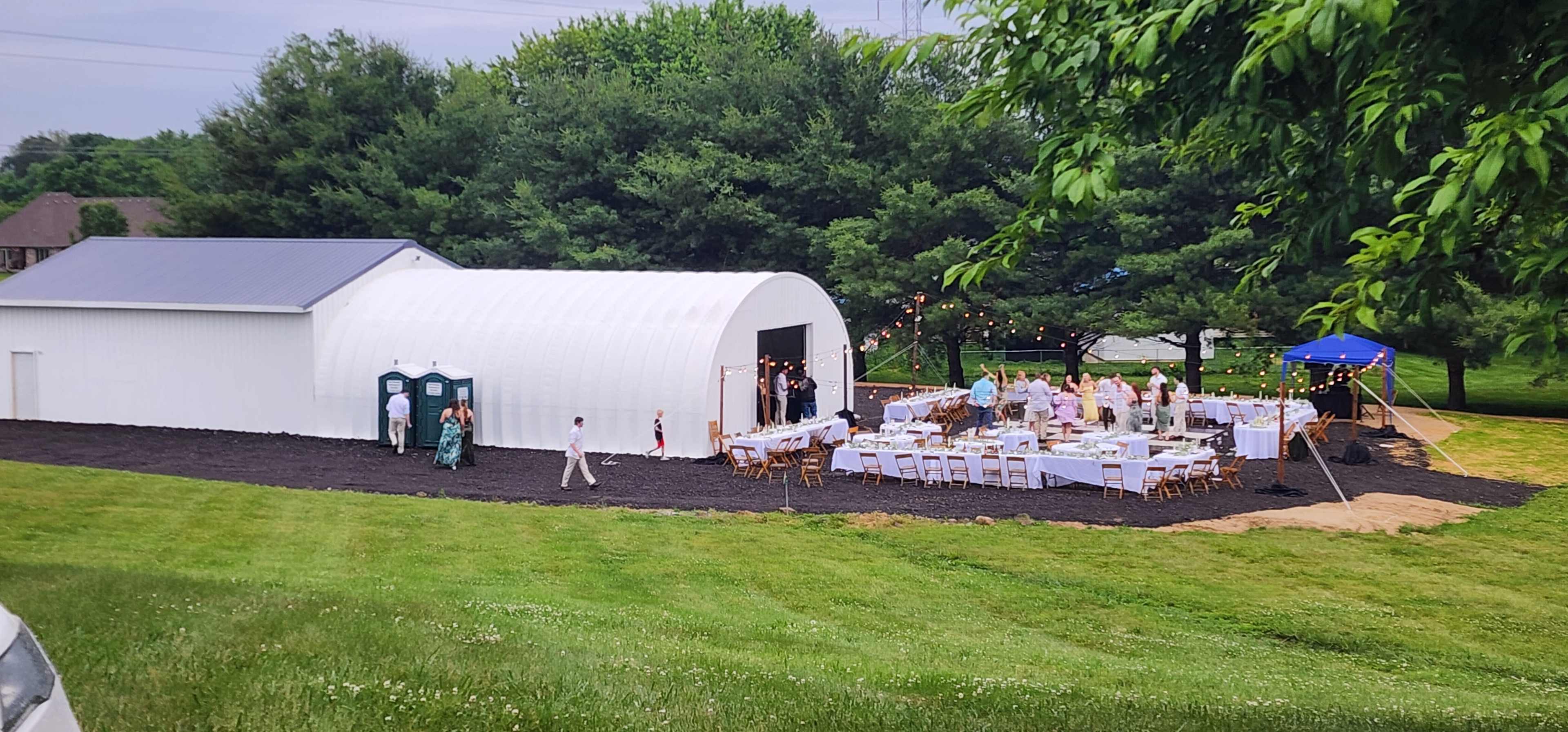 Hoosier Hospitality Barn Image in Clark Township, Greenwood, IN