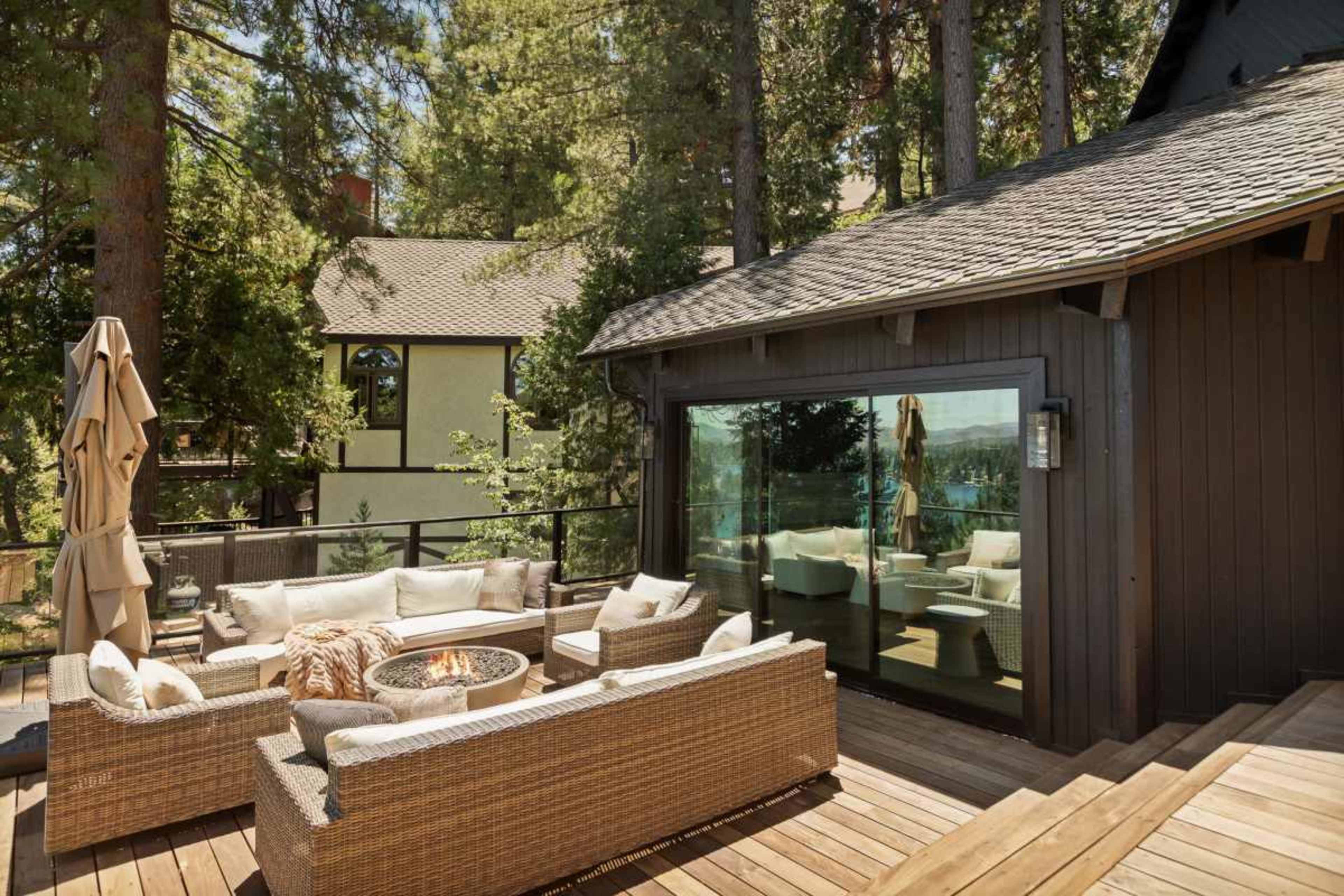Pinnacle Point Lake House Image in Lake Arrowhead, Lake Arrowhead, CA