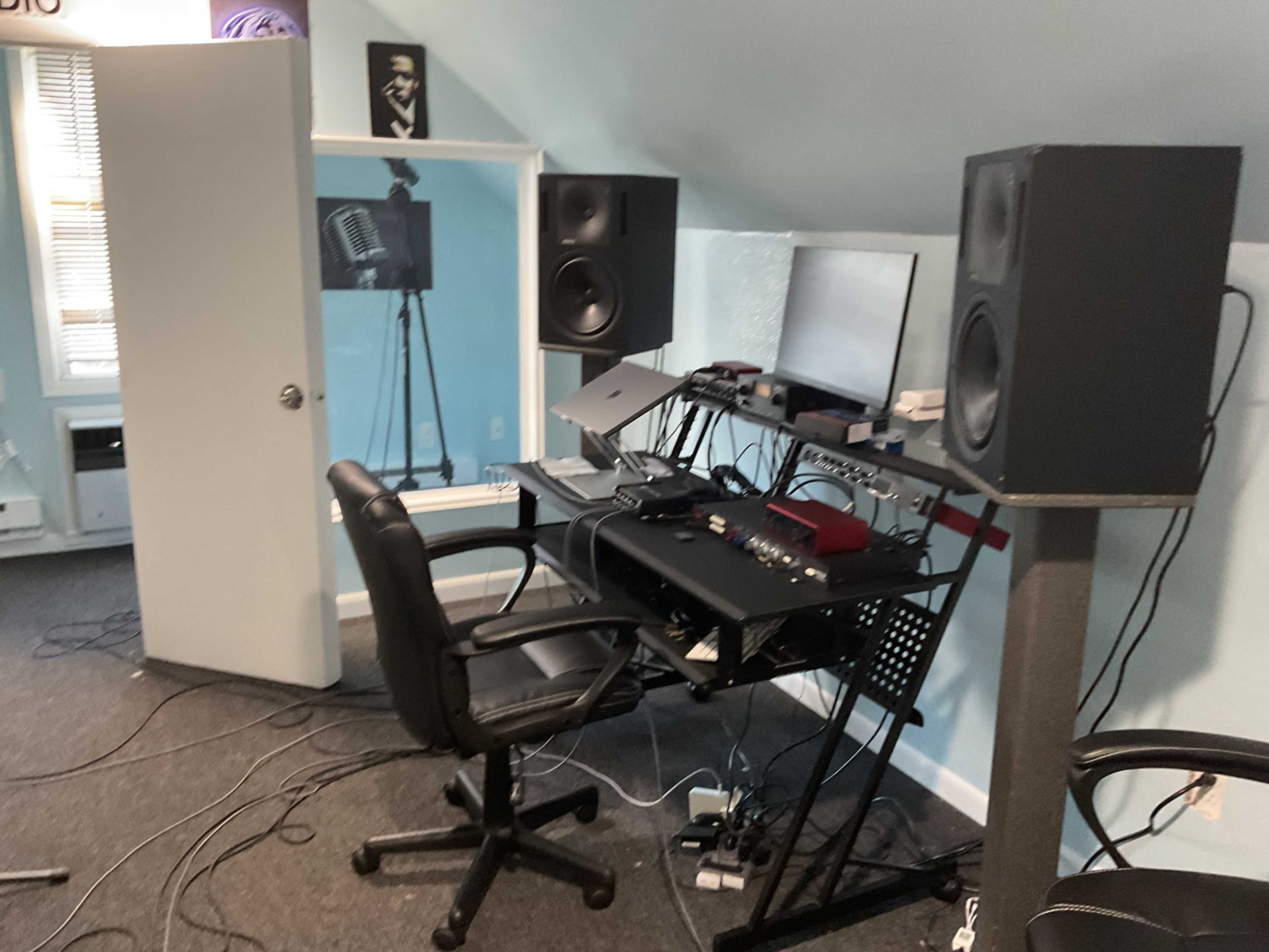 Music Studio/ Podcast Image in Rochelle Park, New Rochelle Park, NJ